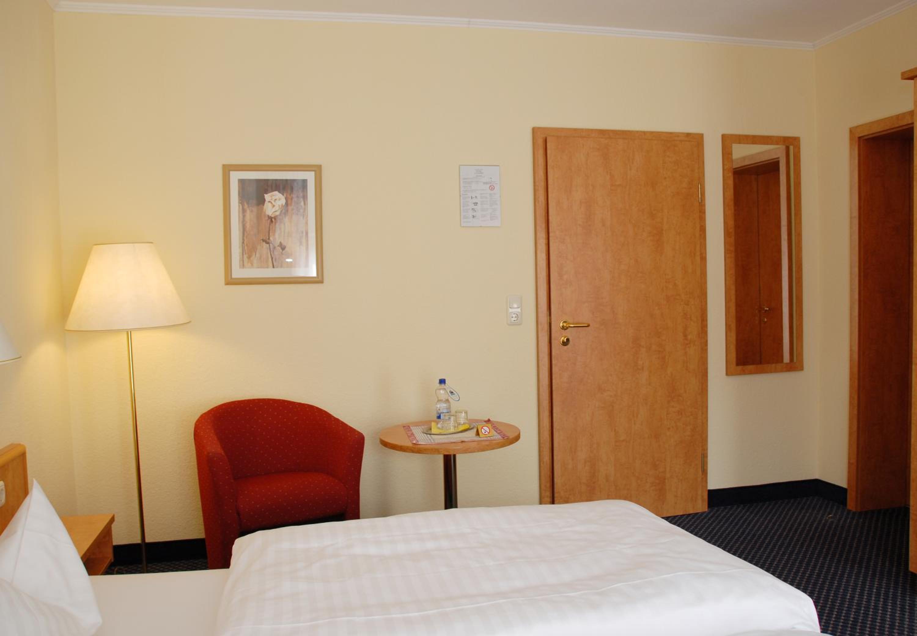 Double Room - Photo 14