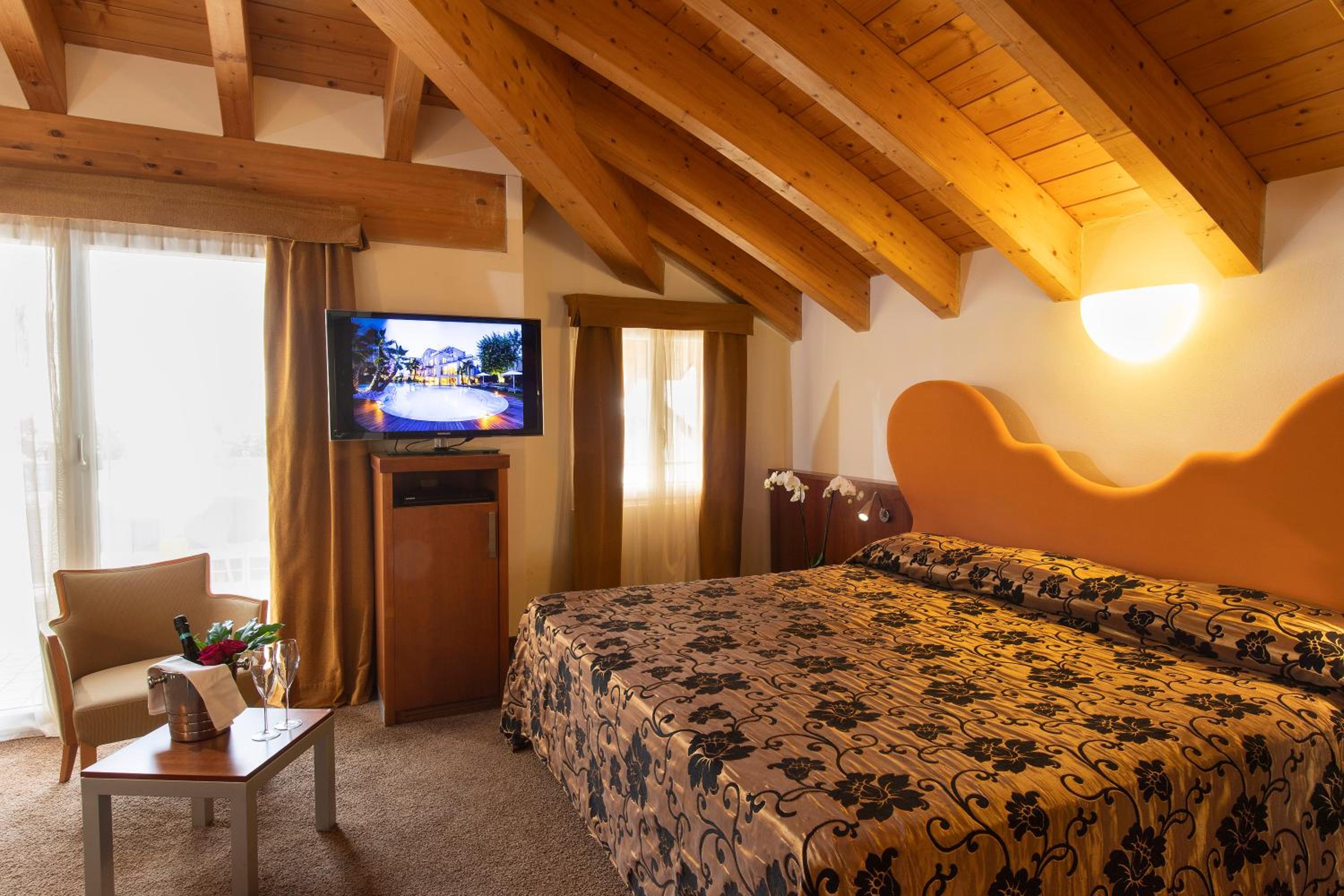 Elegance Double Room
