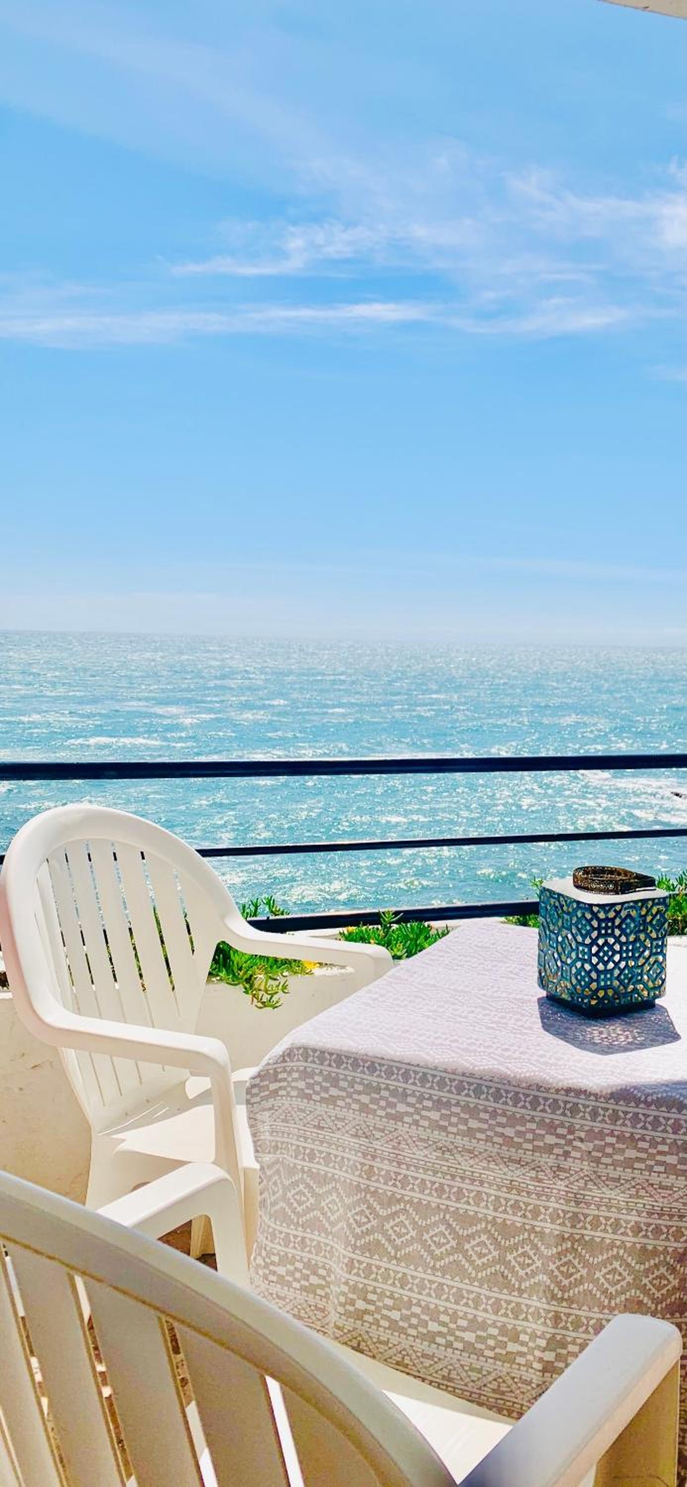 Double Room with Sea View - Photo 3