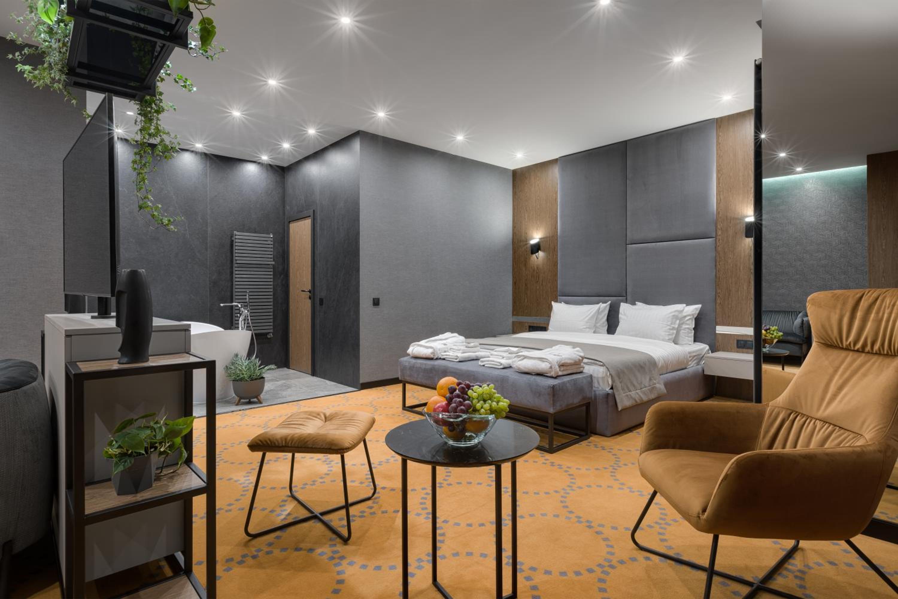 Executive Suite photo 3