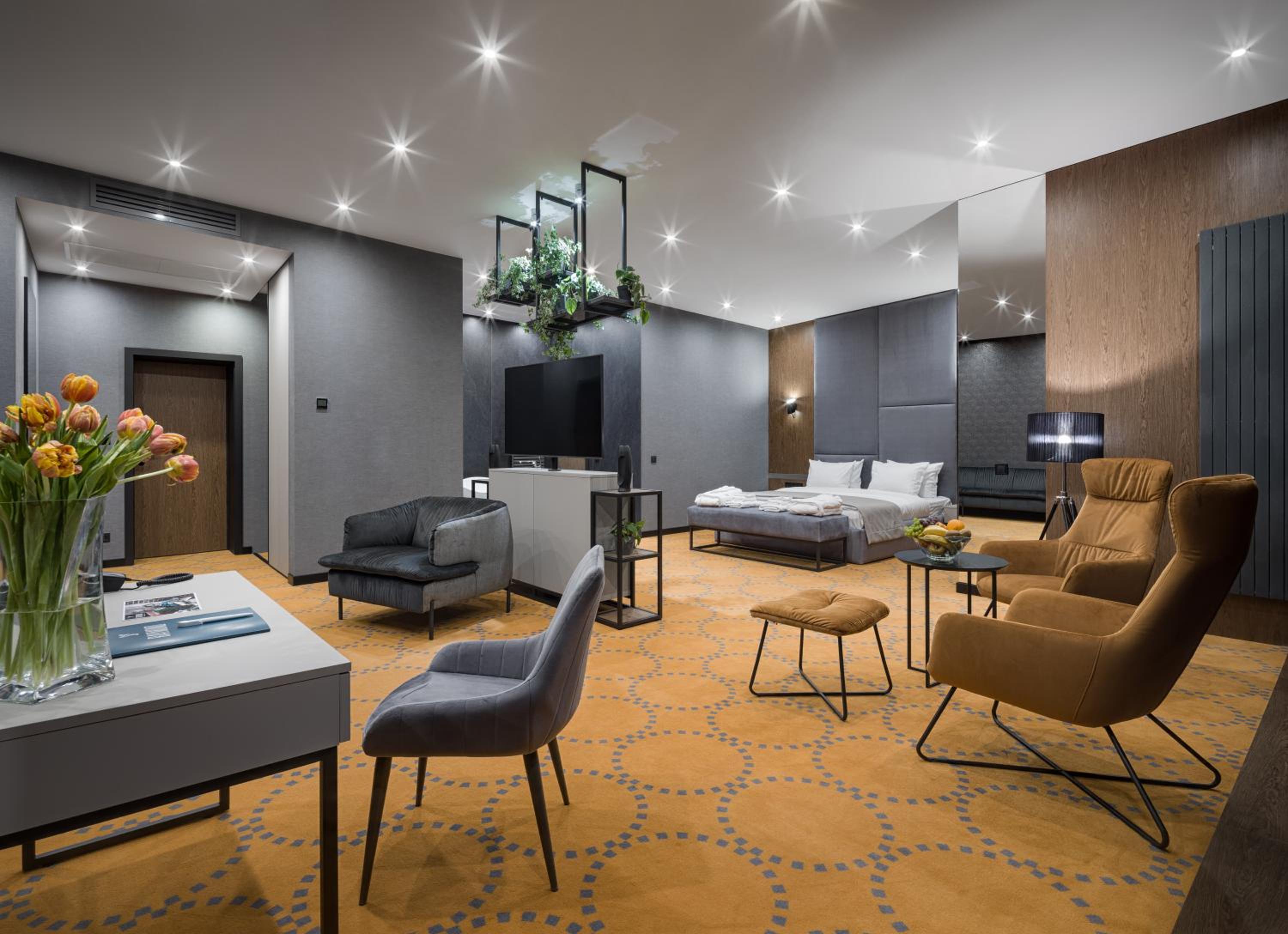 Executive Suite