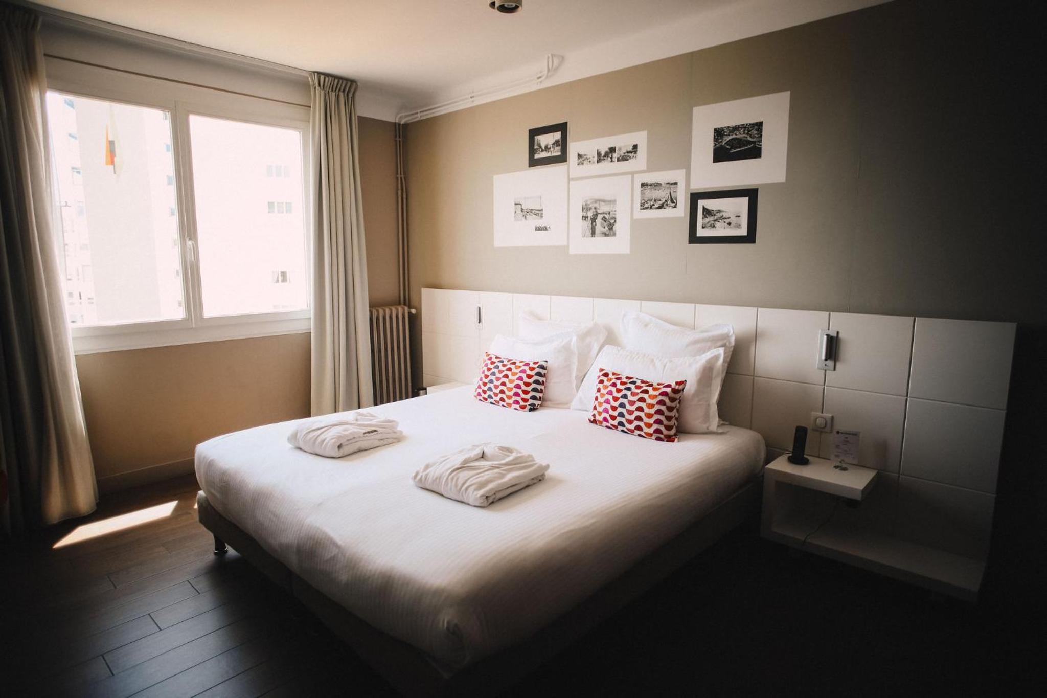 Superior Room - Photo 7