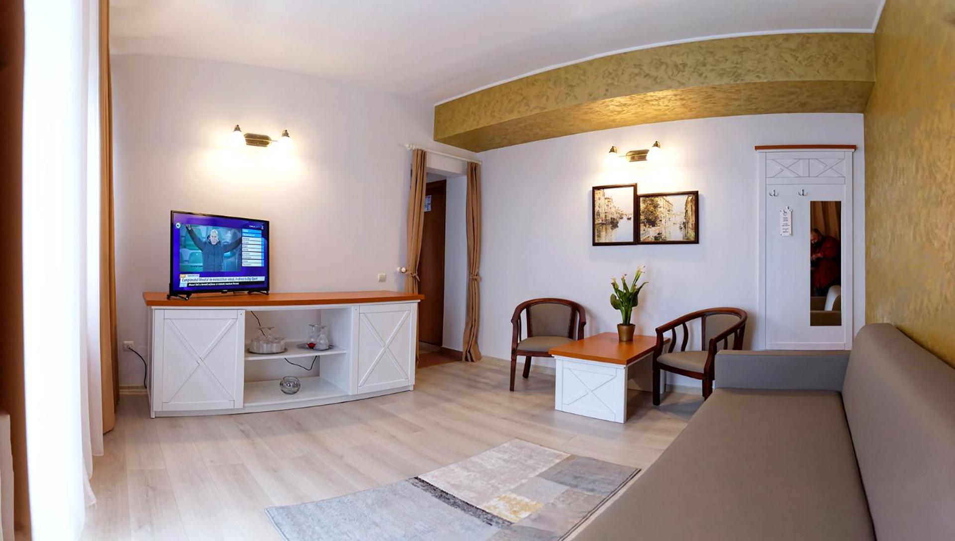 One Bedroom Suite with Sea View - Photo 14