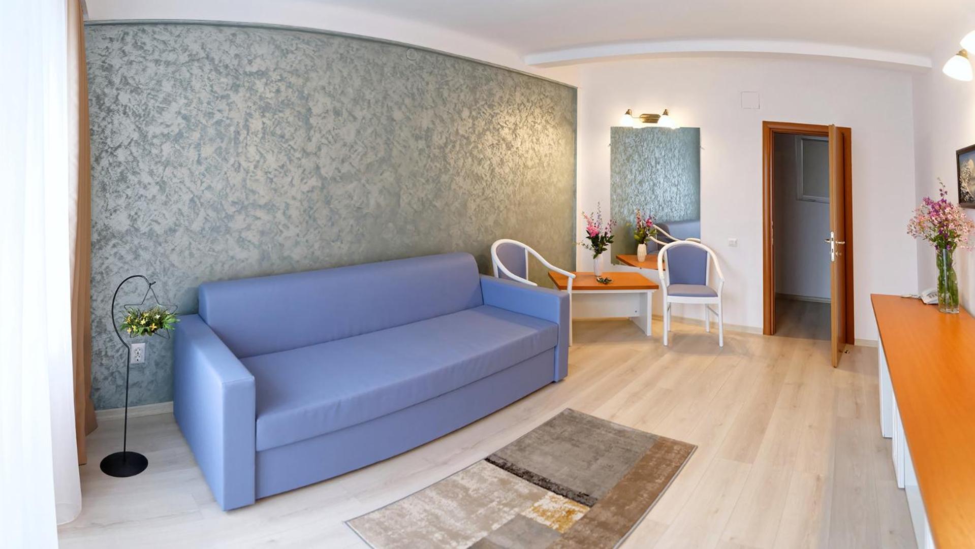 One Bedroom Suite with Sea View - Photo 6
