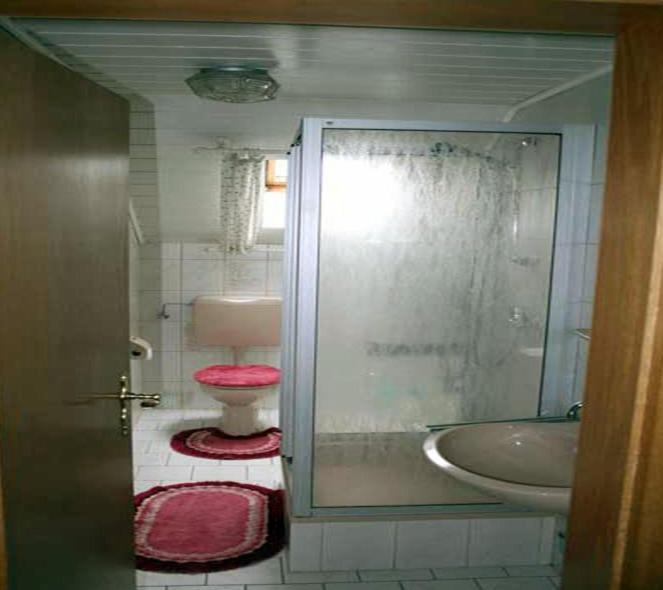 Apartment with Balcony photo 3
