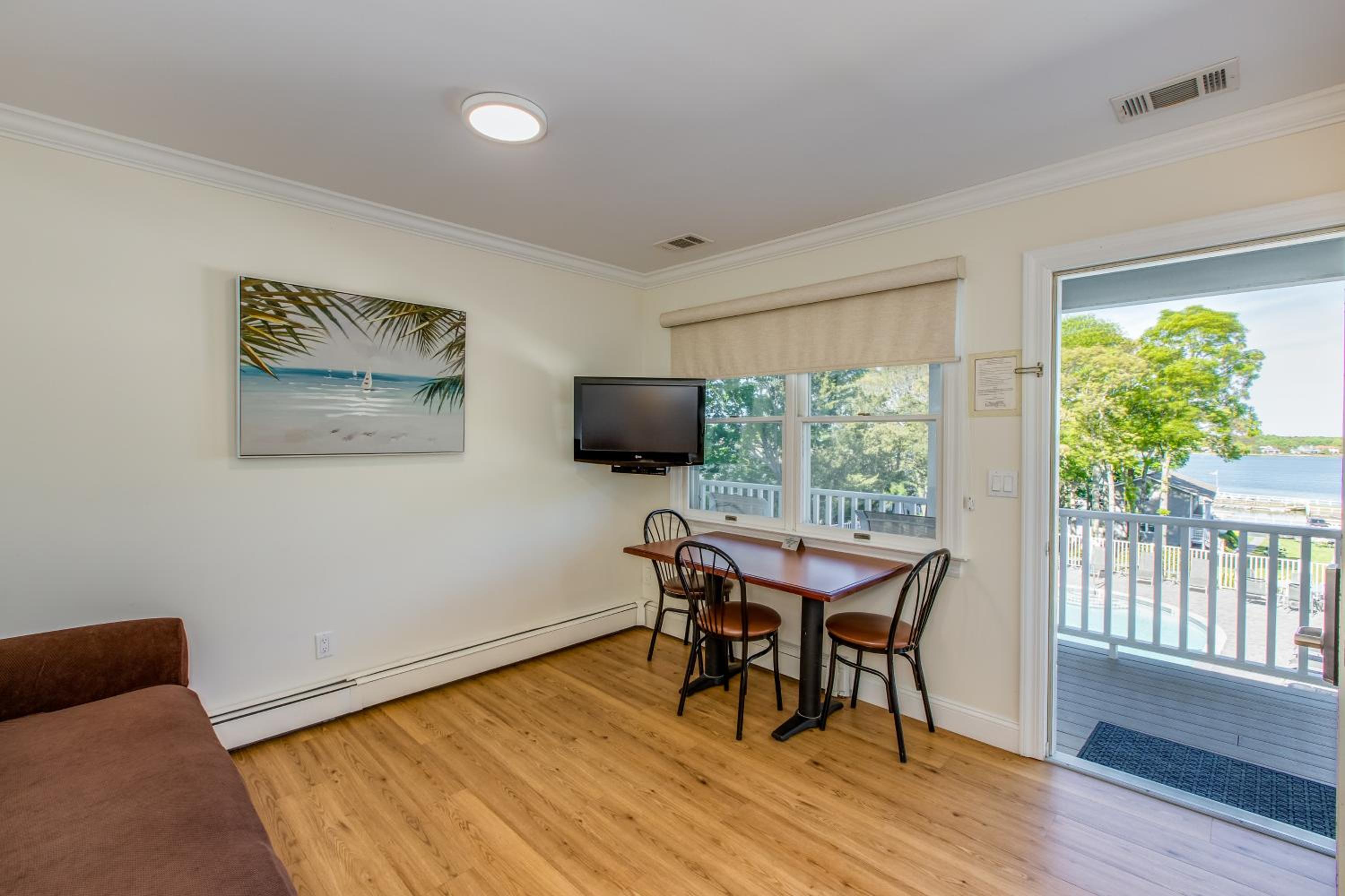One Bedroom Suite #23