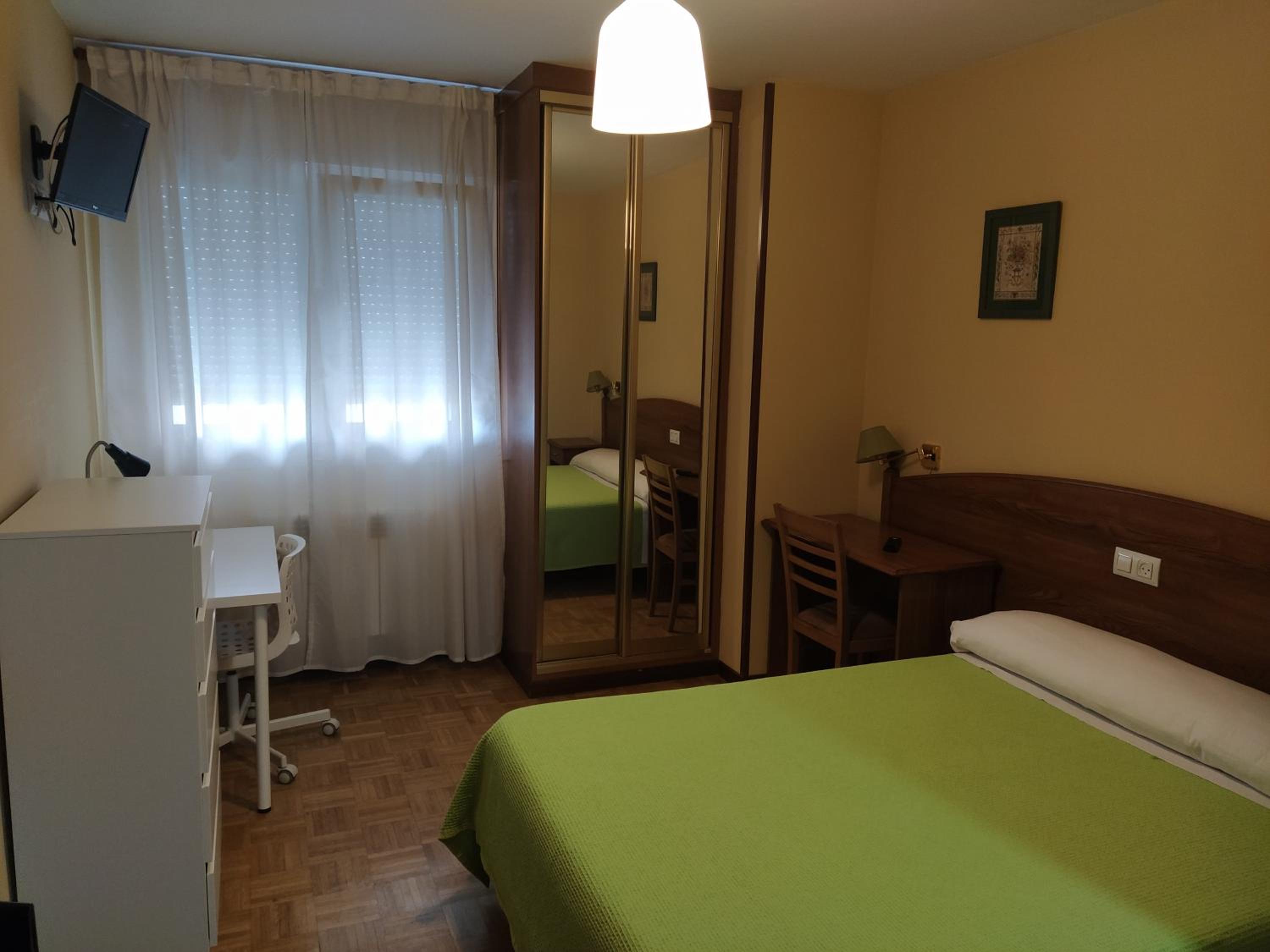 Single Room photo 1