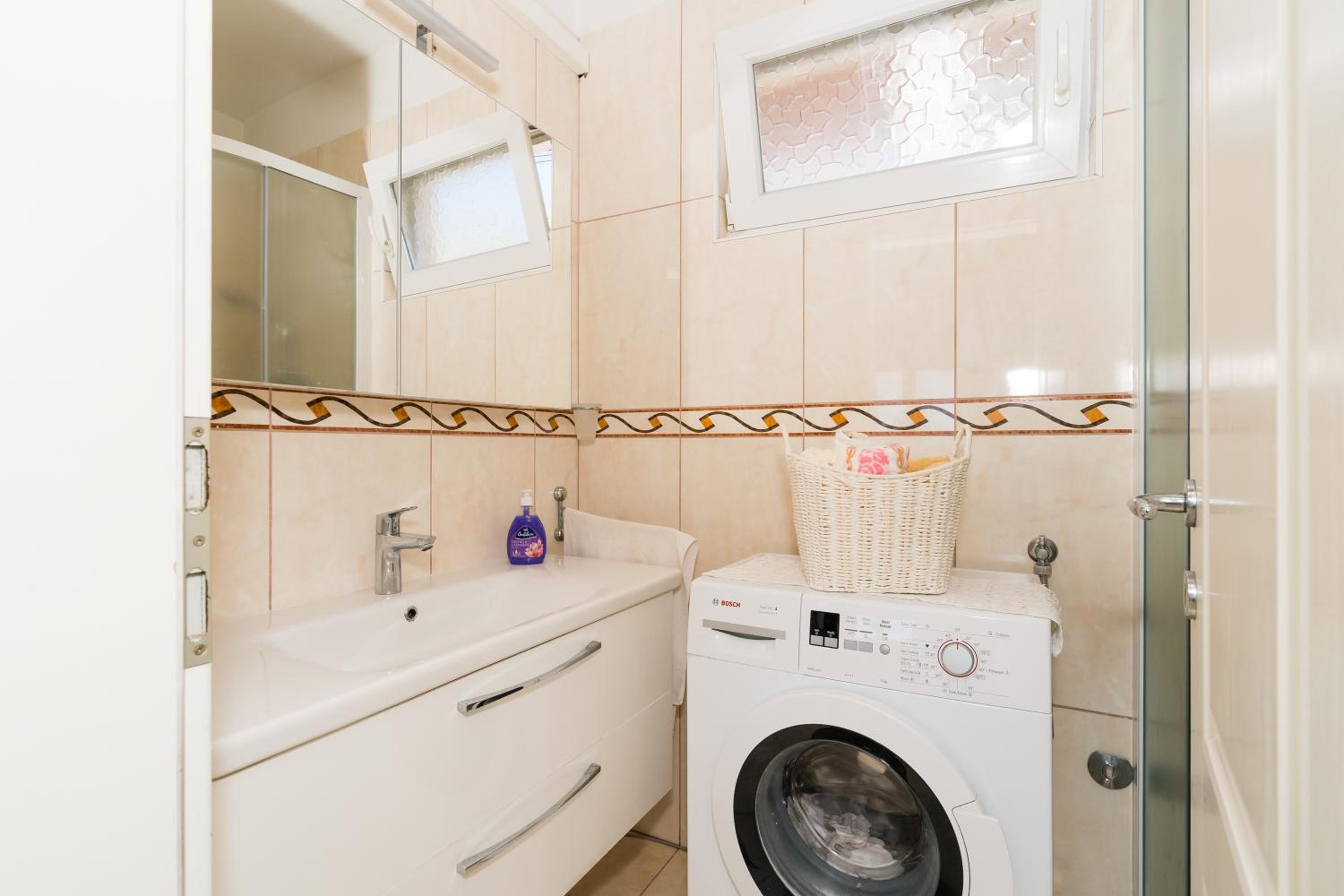 Apartment - Photo 5