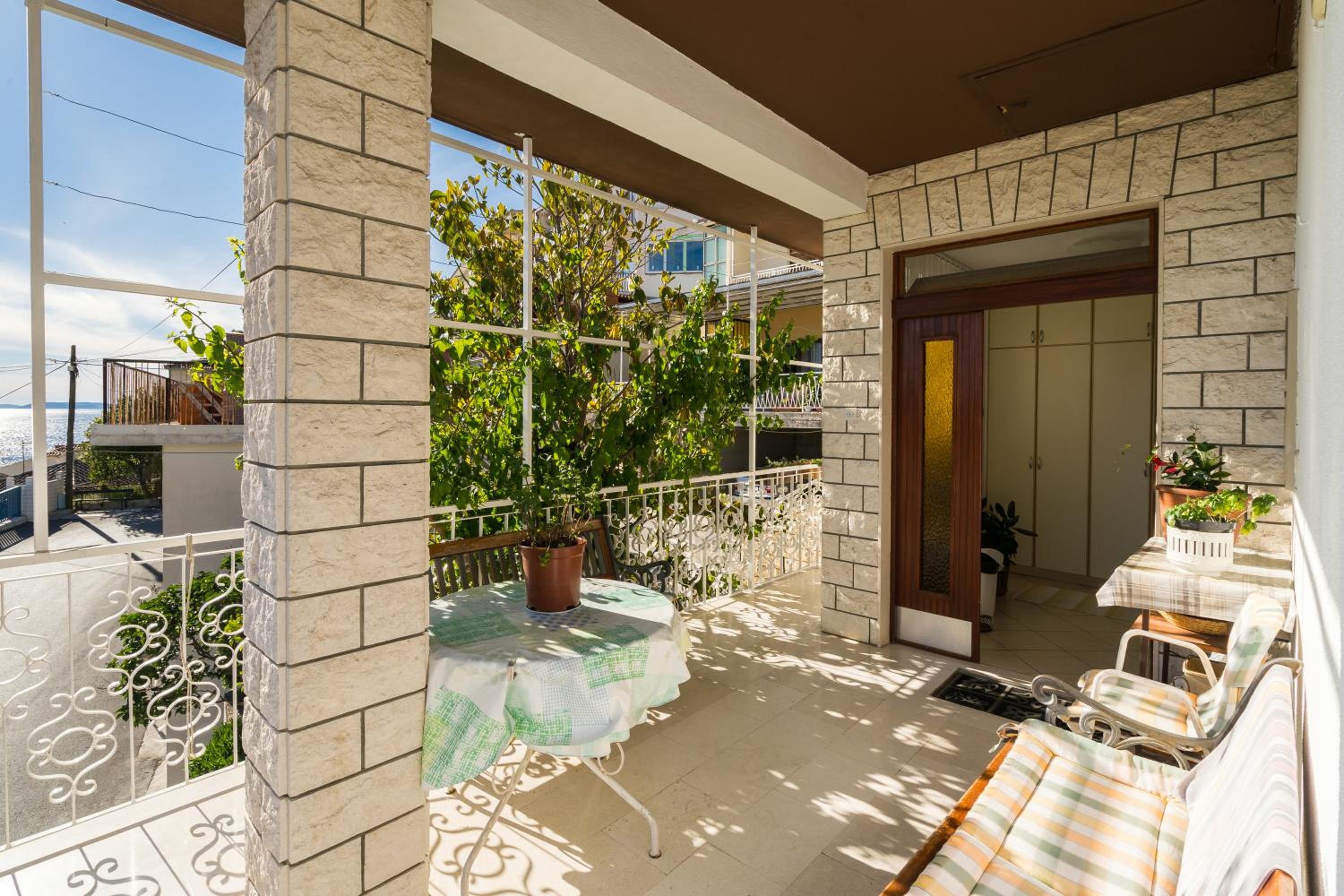 Apartment - Photo 24