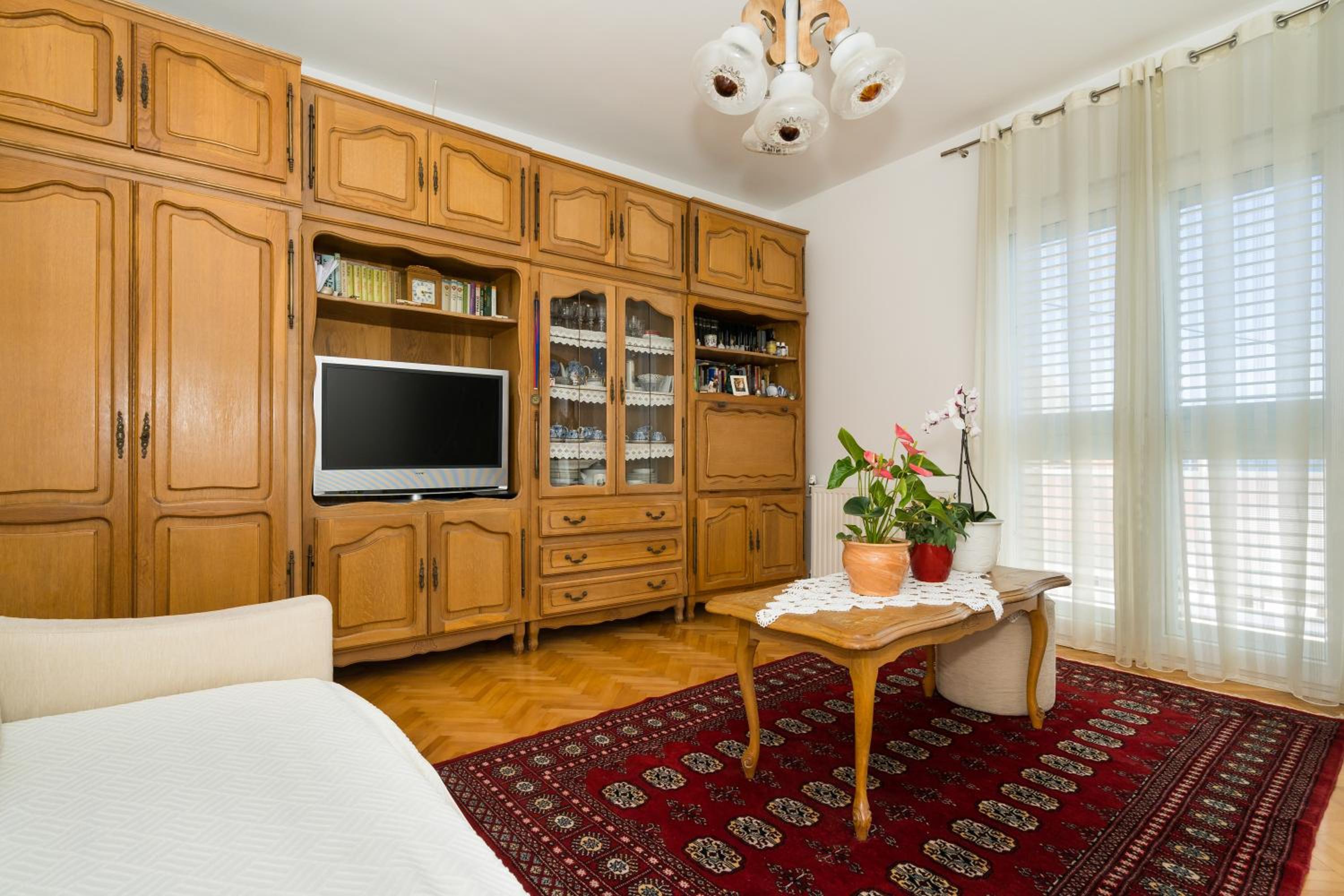 Apartment - Photo 28
