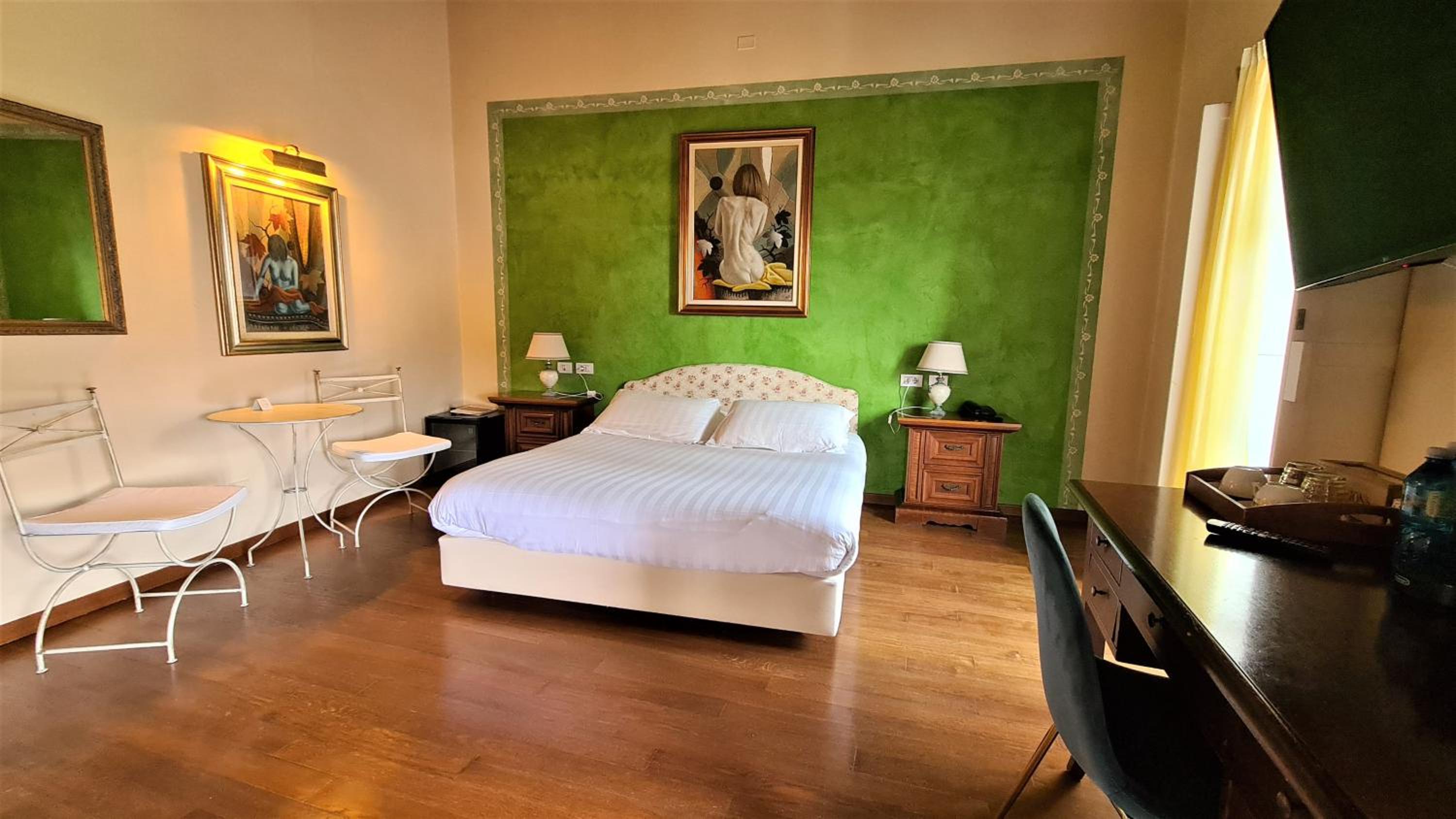Superior Double Room - Photo 3