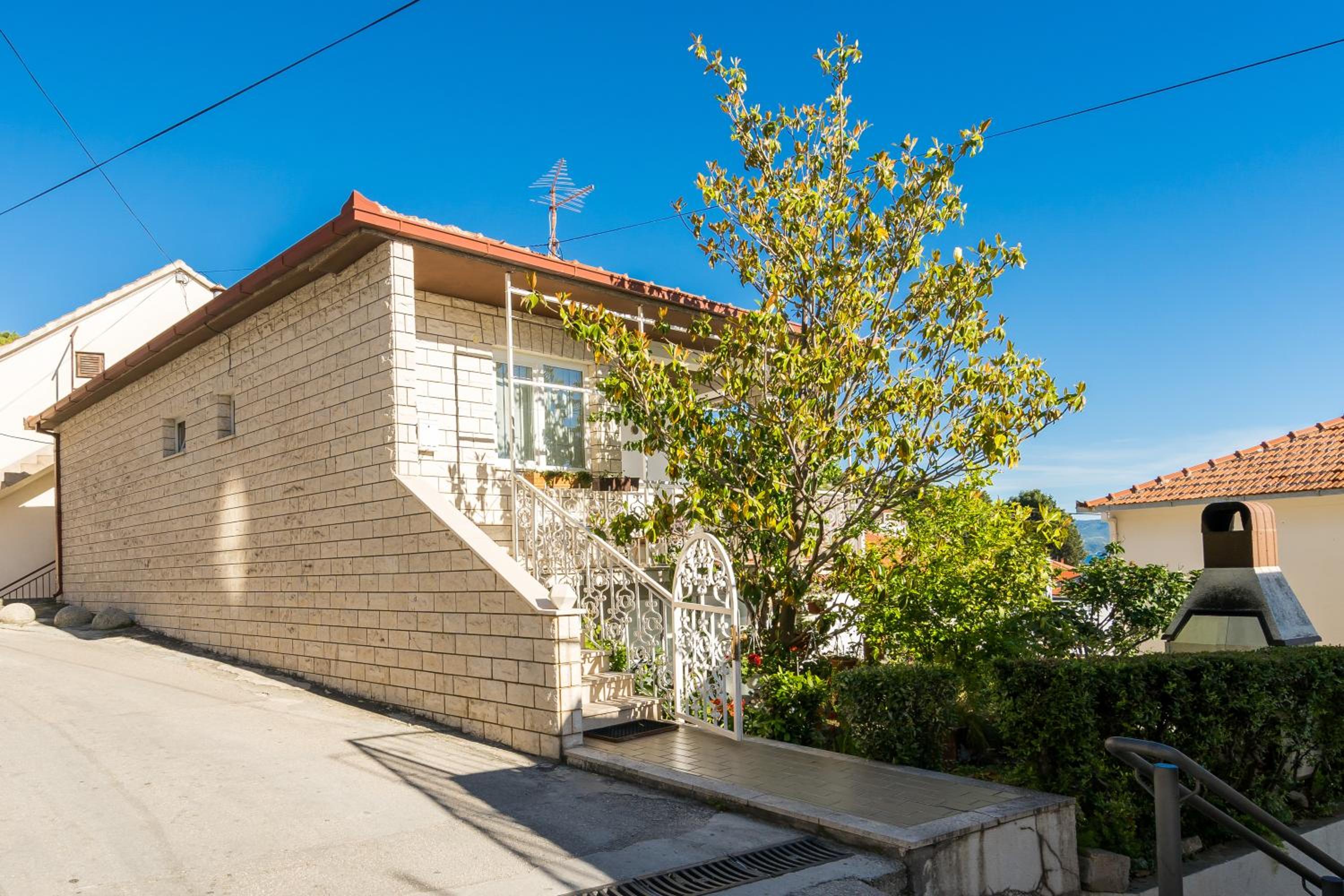 Apartment - Photo 44