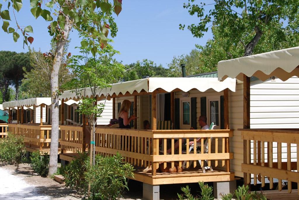 Three-Bedroom Chalet - Photo 16