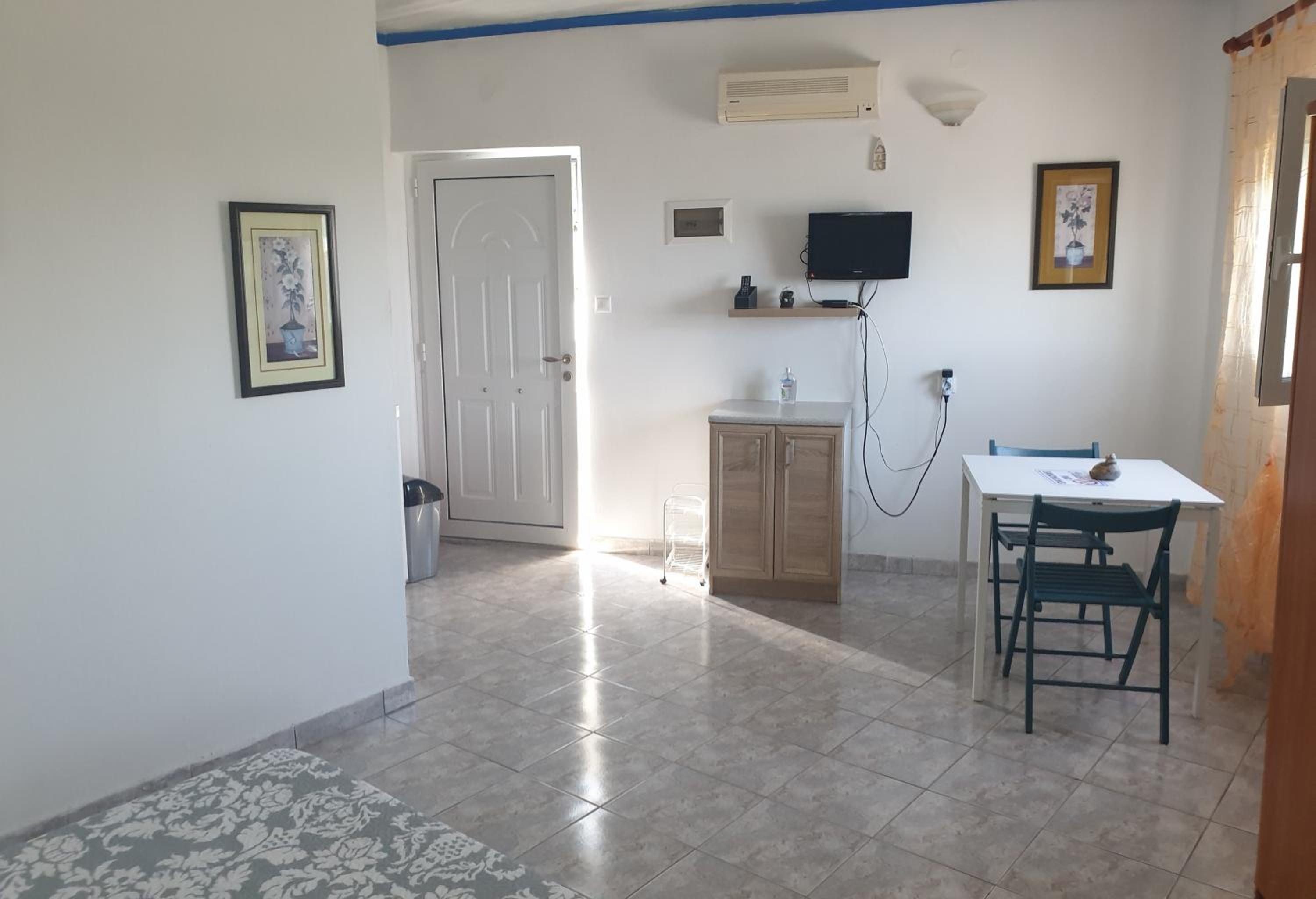 Studio with Sea View photo 2