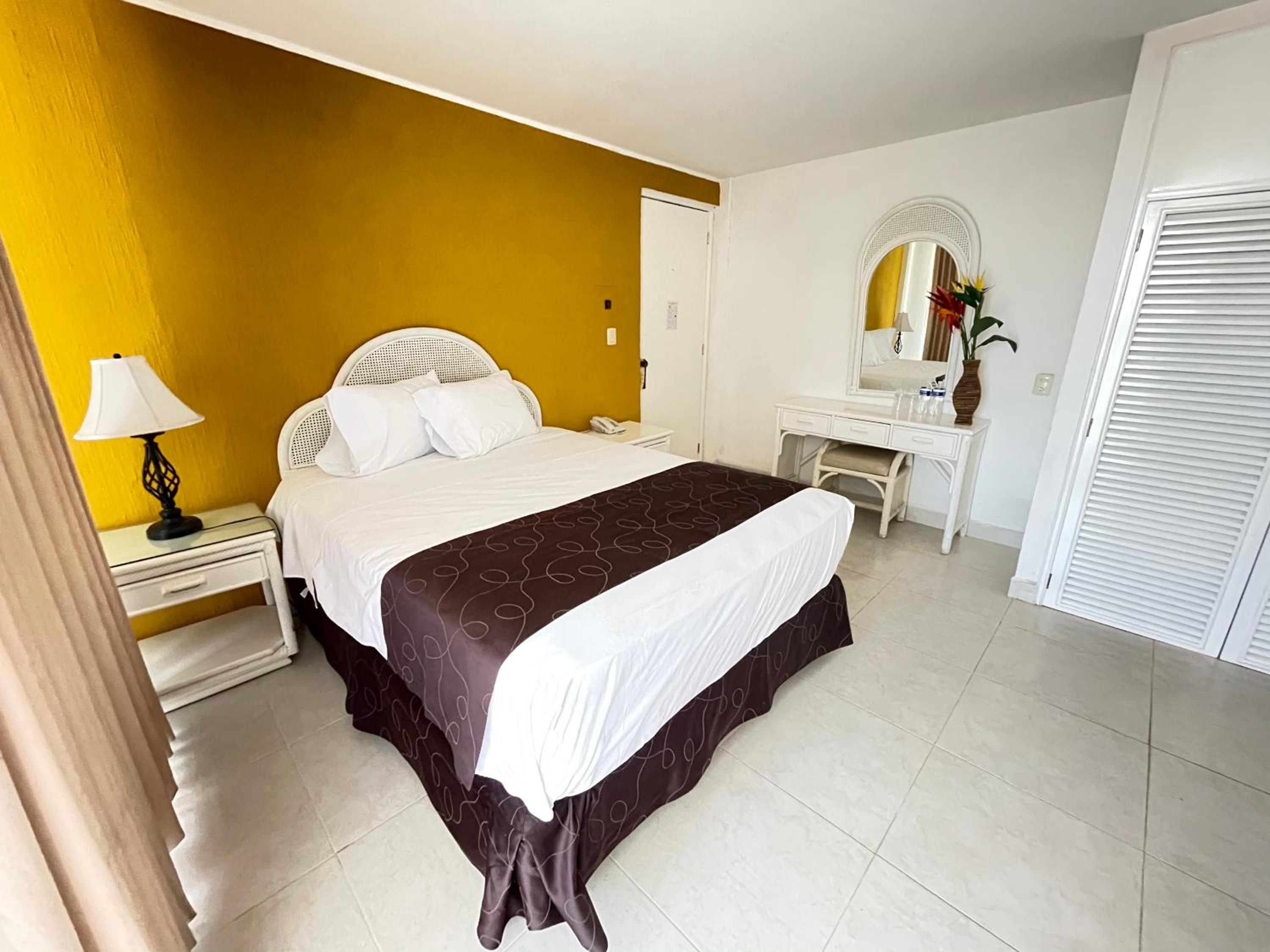 Junior Suite with Balcony