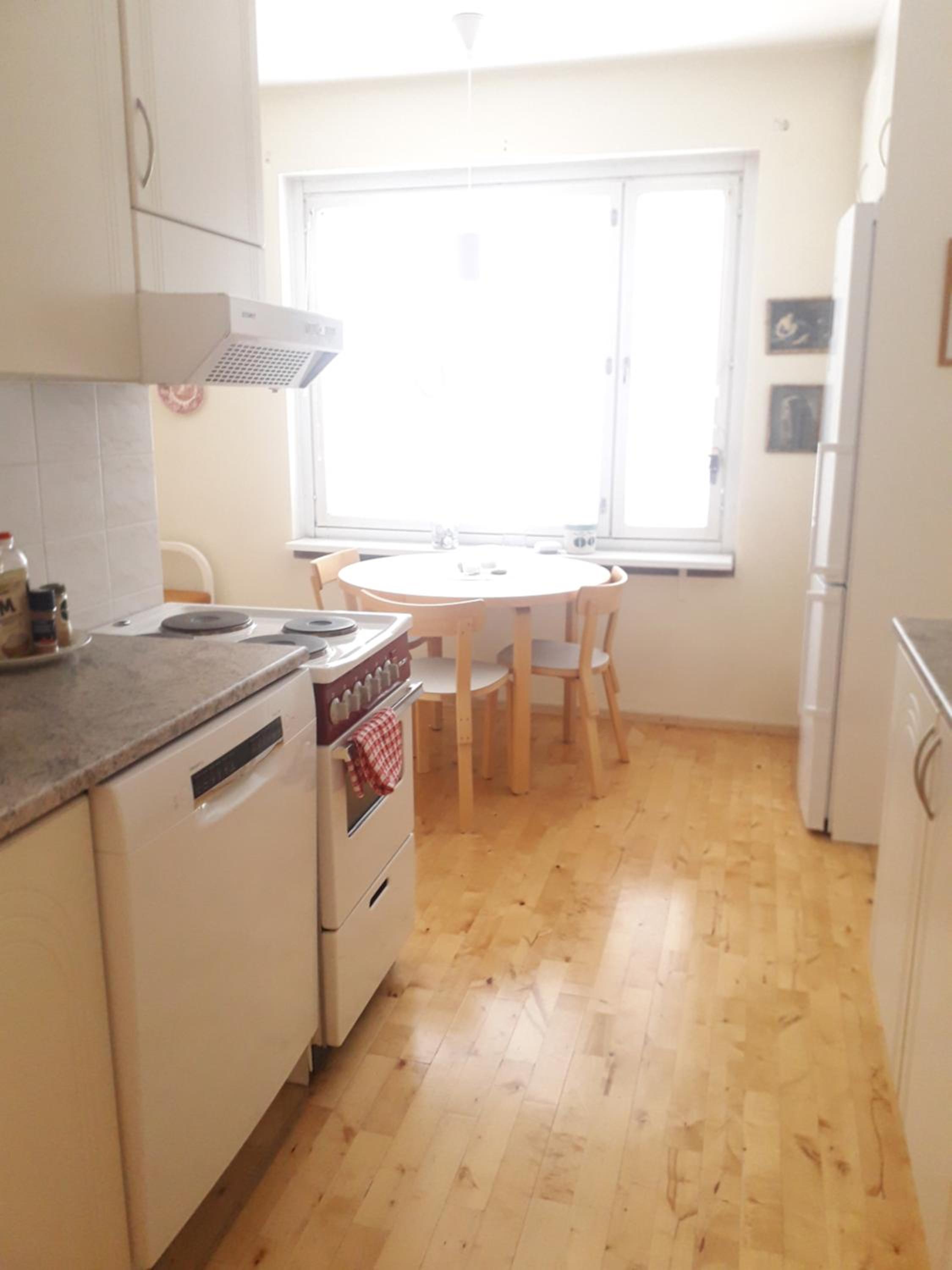 One-Bedroom Apartment - Photo 7