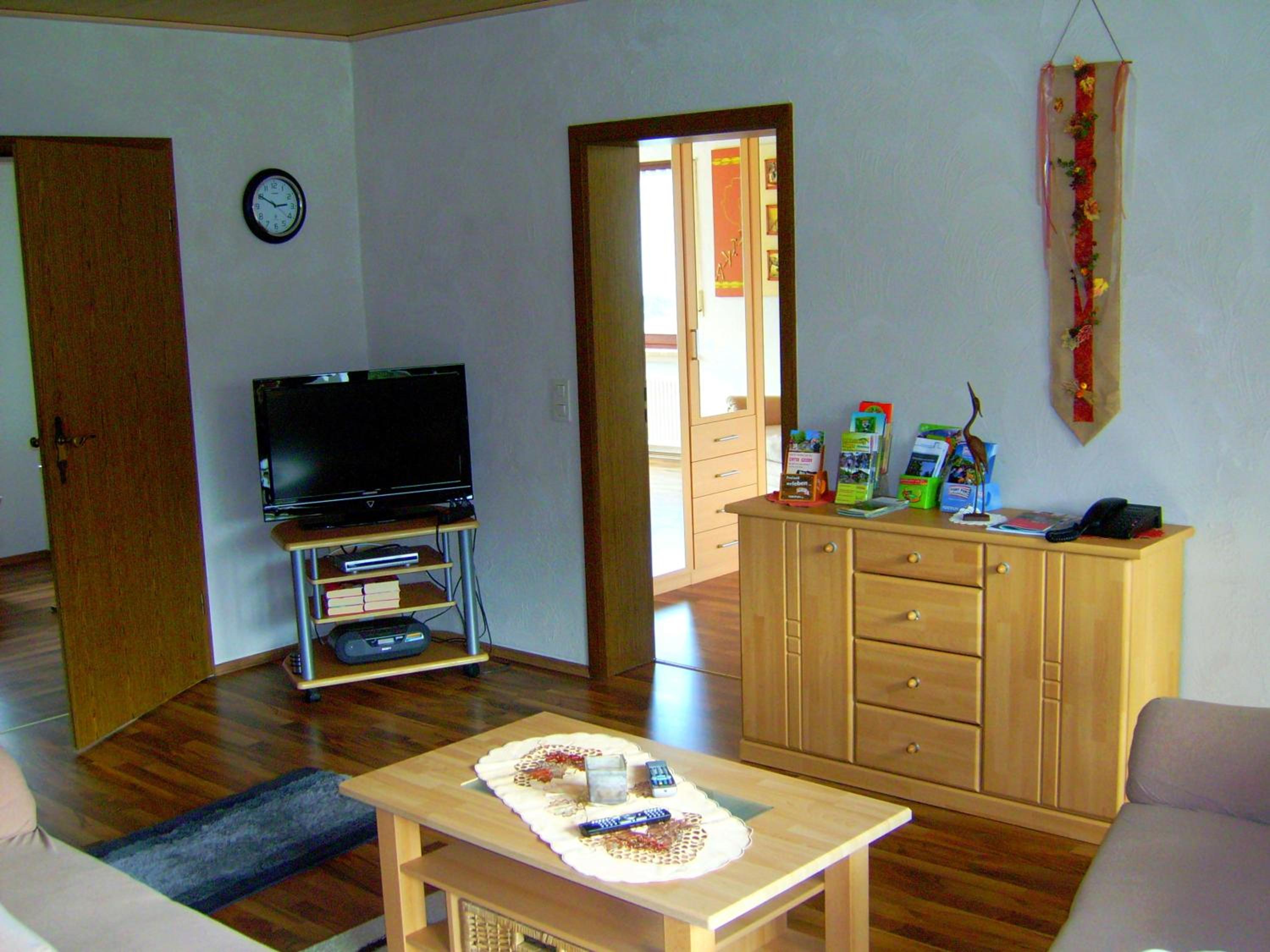 Two-Bedroom Apartment with Balcony photo 3