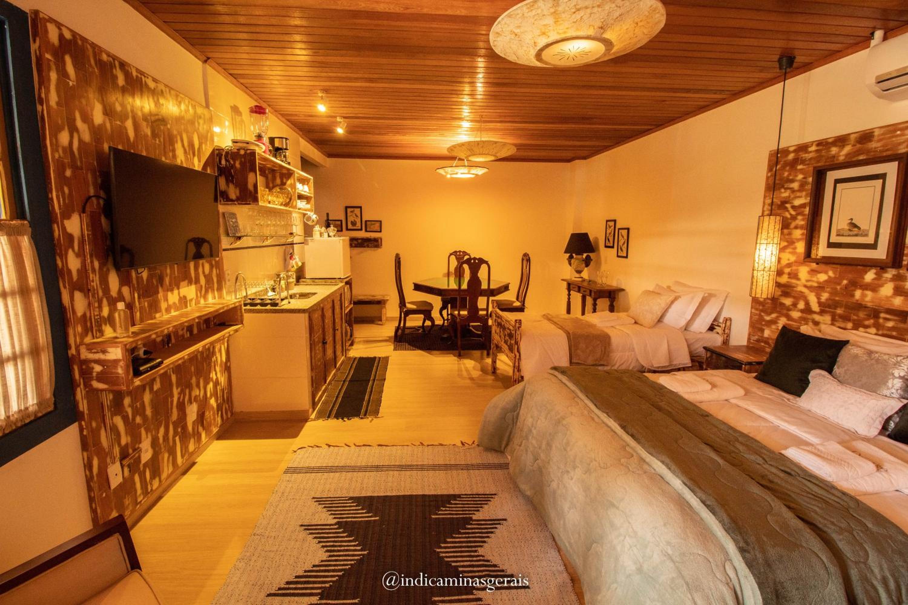 Family Suite - Photo 9