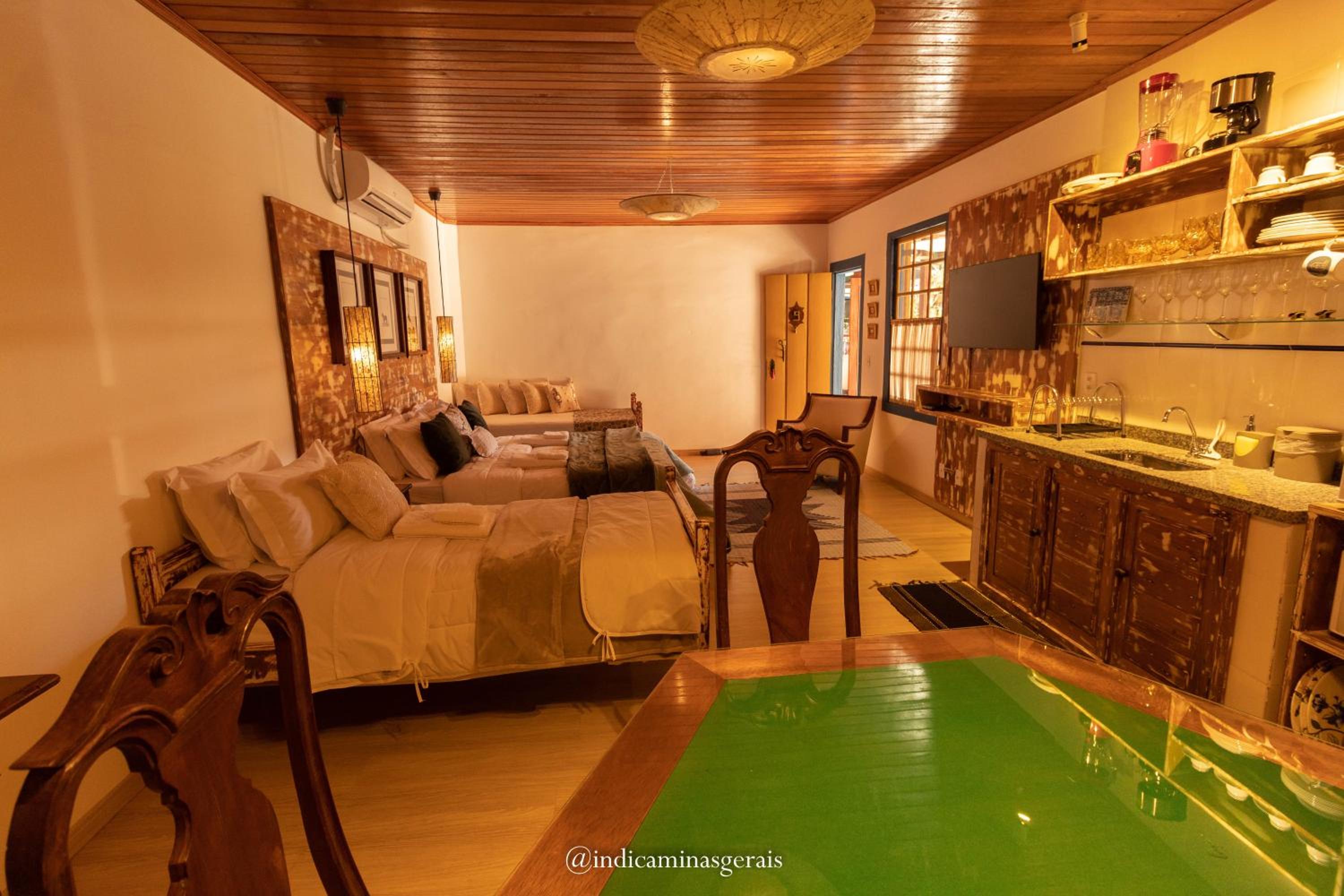 Family Suite - Photo 10