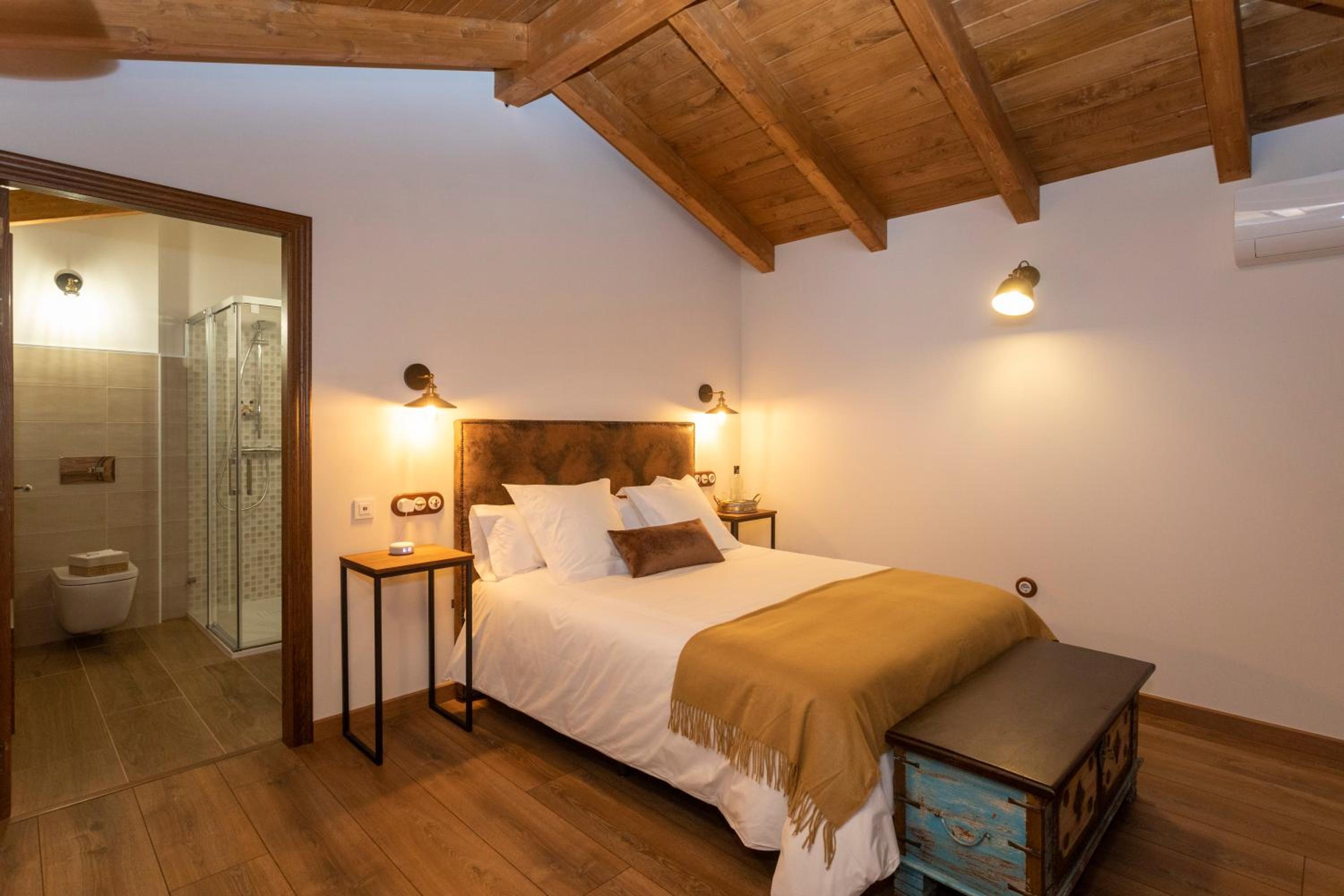 Habitación Estándar con Cama Queen