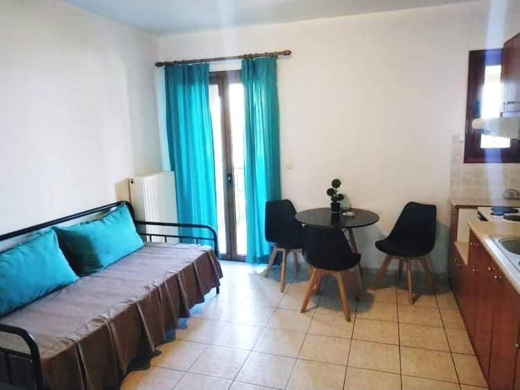 Apartment with Sea View (2 Adults)