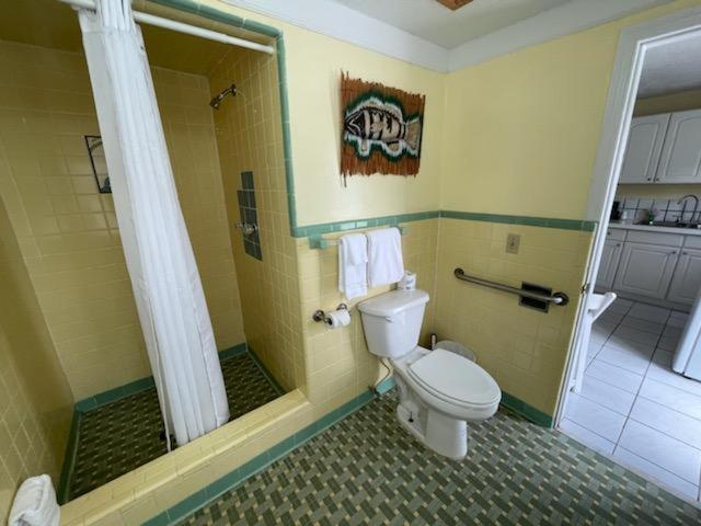 Queen Studio - Disability Access - Photo 3