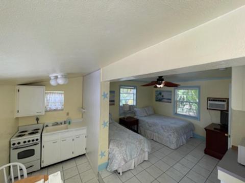 Cottage - Photo 1