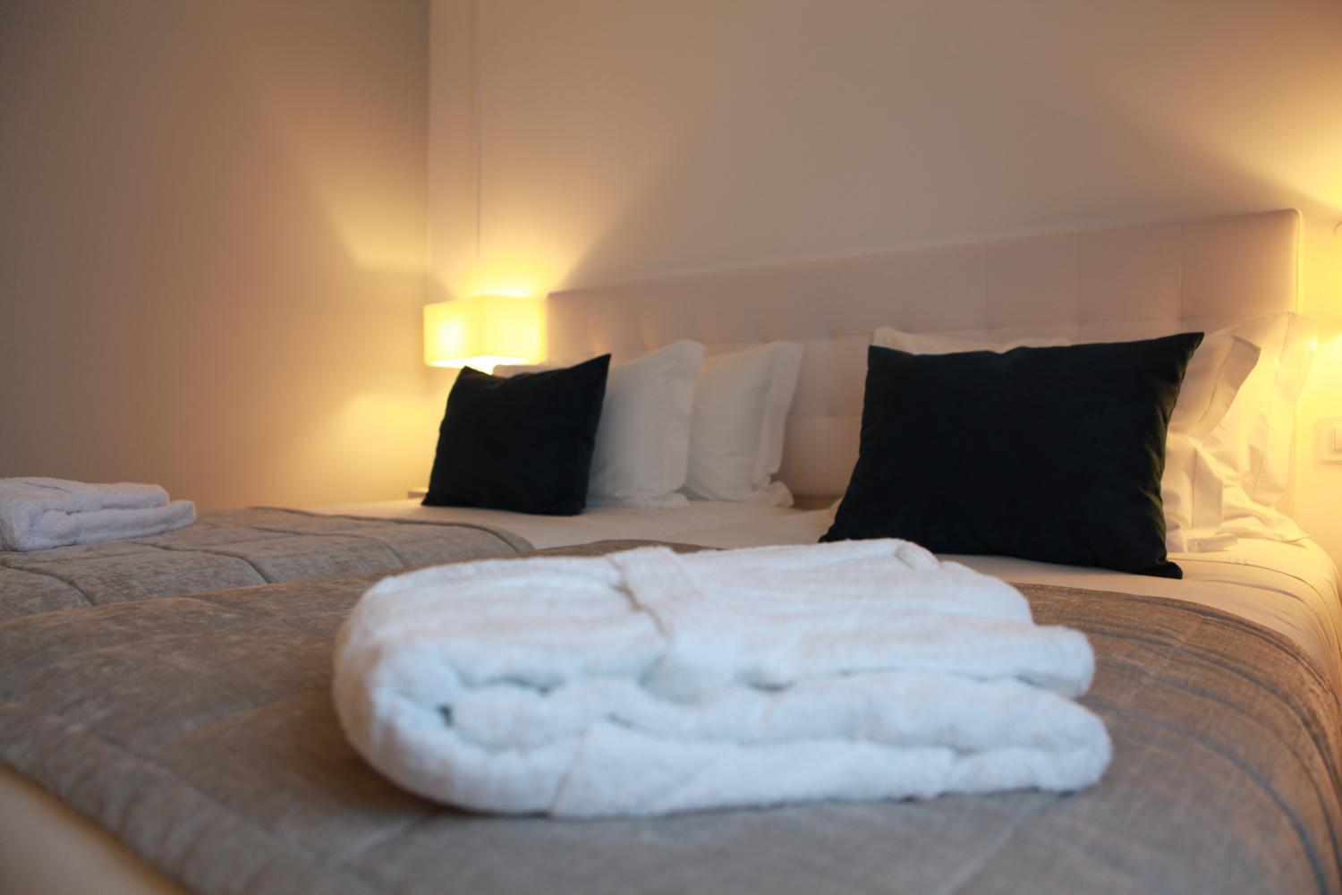 Double or Twin Room - Photo 6