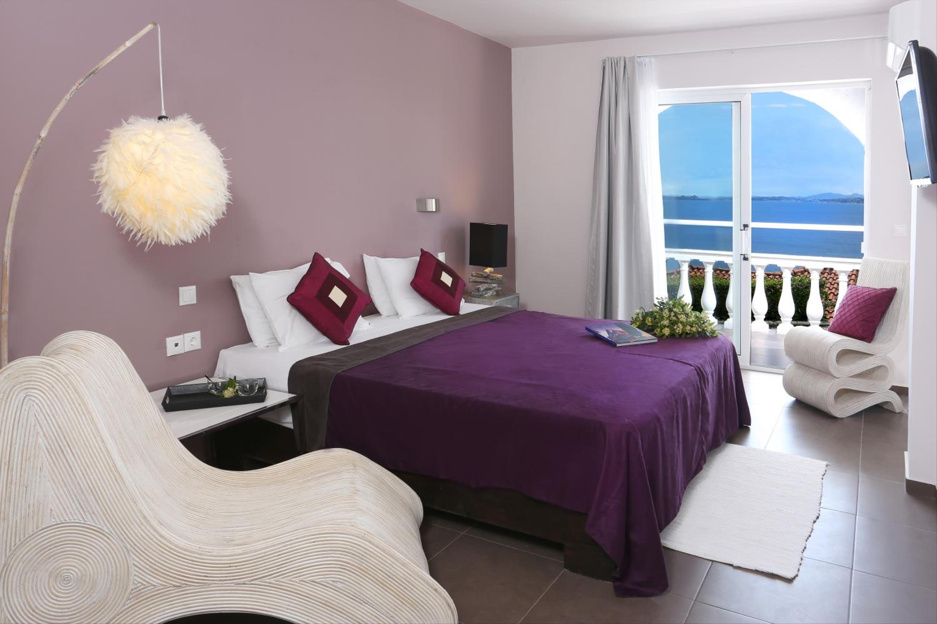 Superior Triple Room with Sea View photo 2