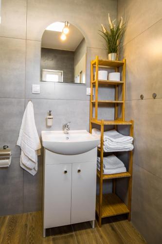 Two-Bedroom Townhouse photo 2