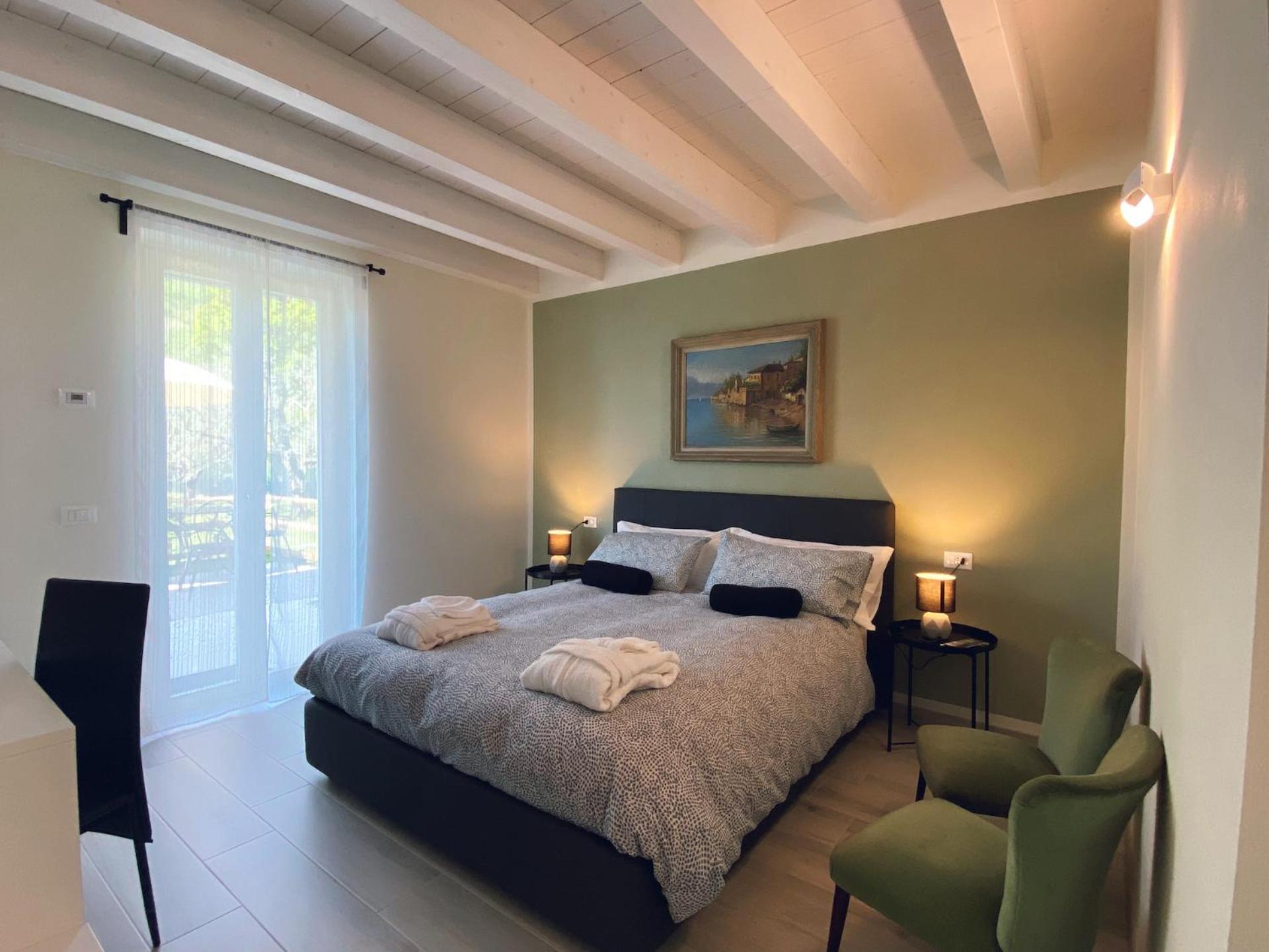 Suite with Lake View photo 3