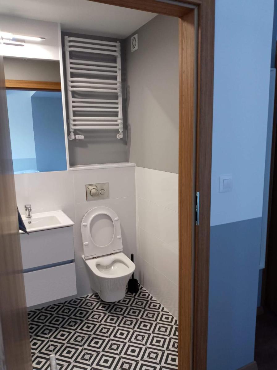 Double Room - Photo 10