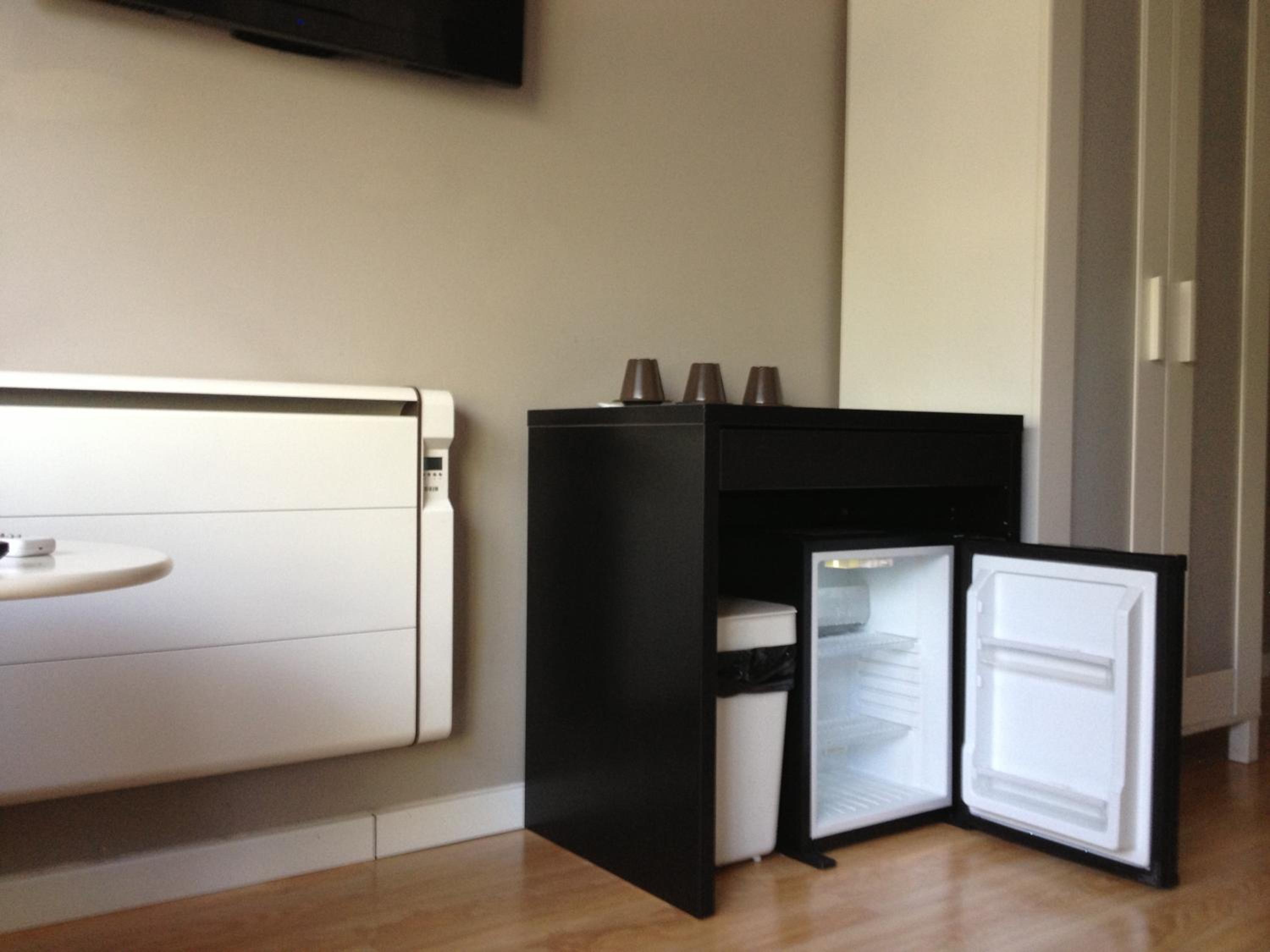 Superior Triple Room with Views - Photo 11