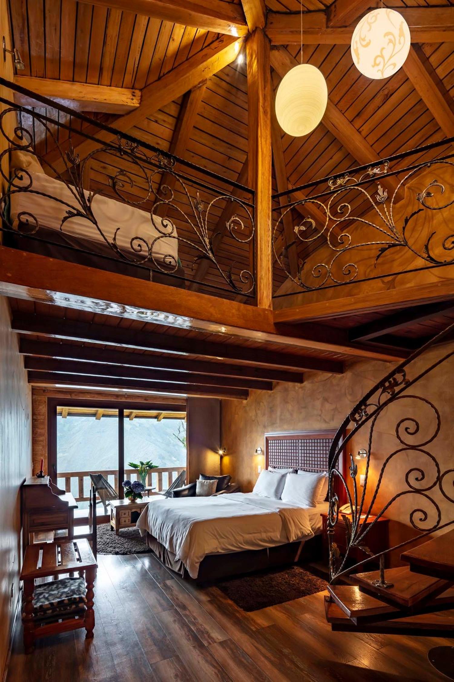 Double Room with Mountain View
