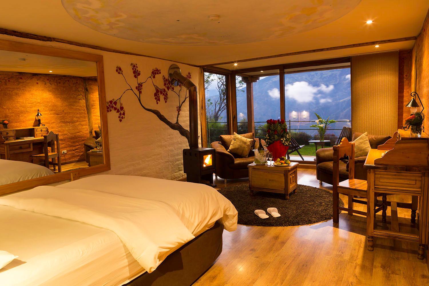 Double Room with Mountain View