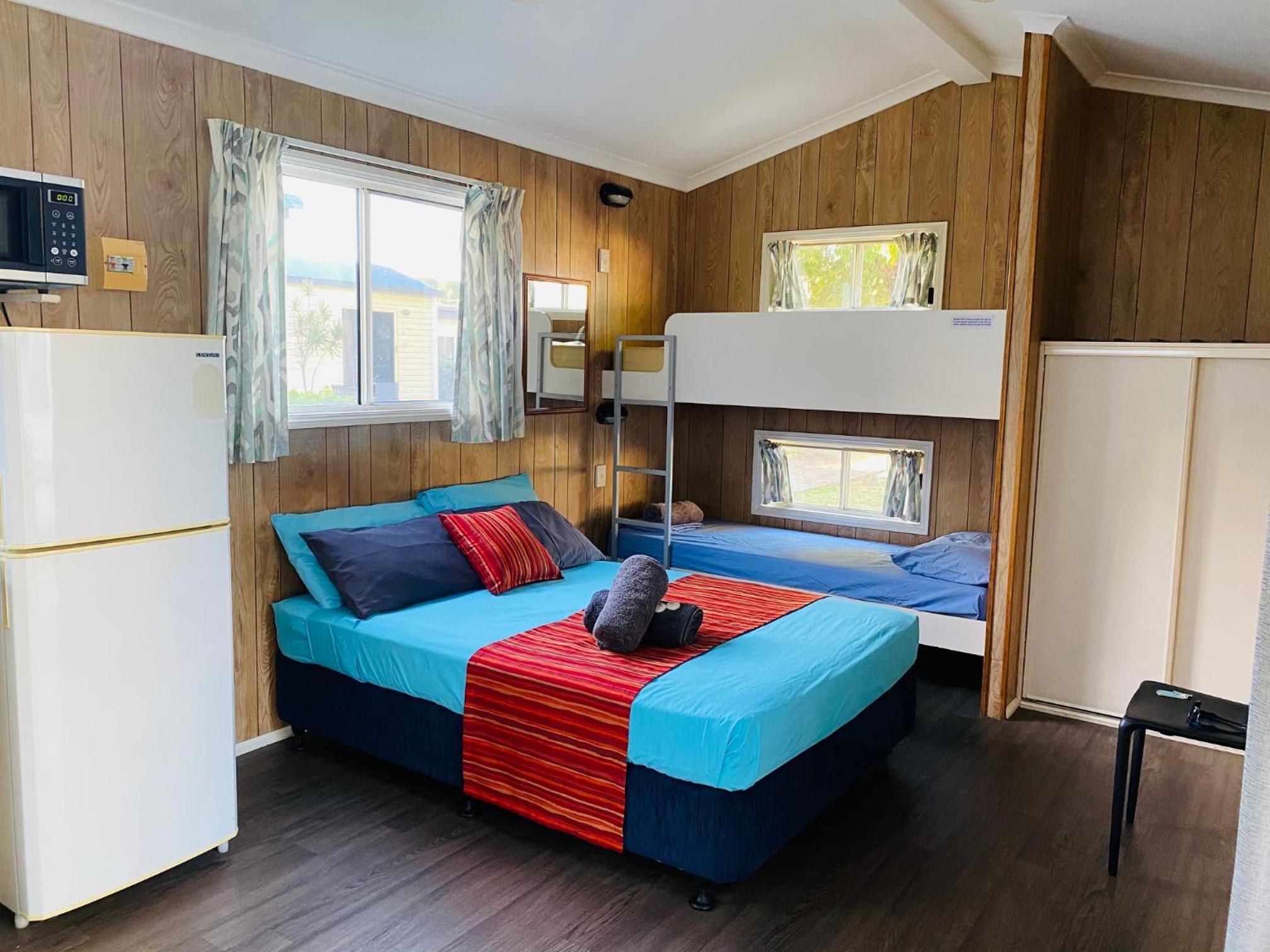 Standard Double Room with Shared Bathroom photo 1
