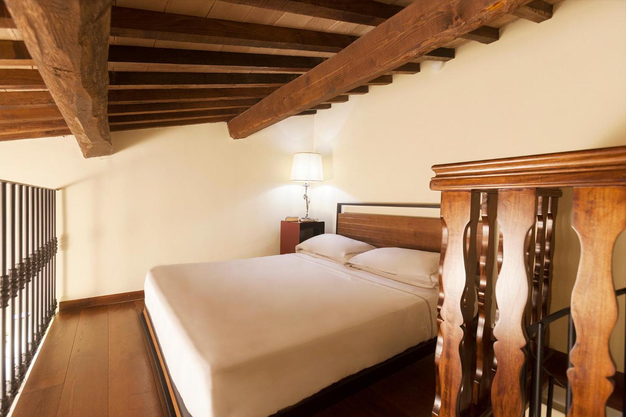 Deluxe Triple Room - Photo 5