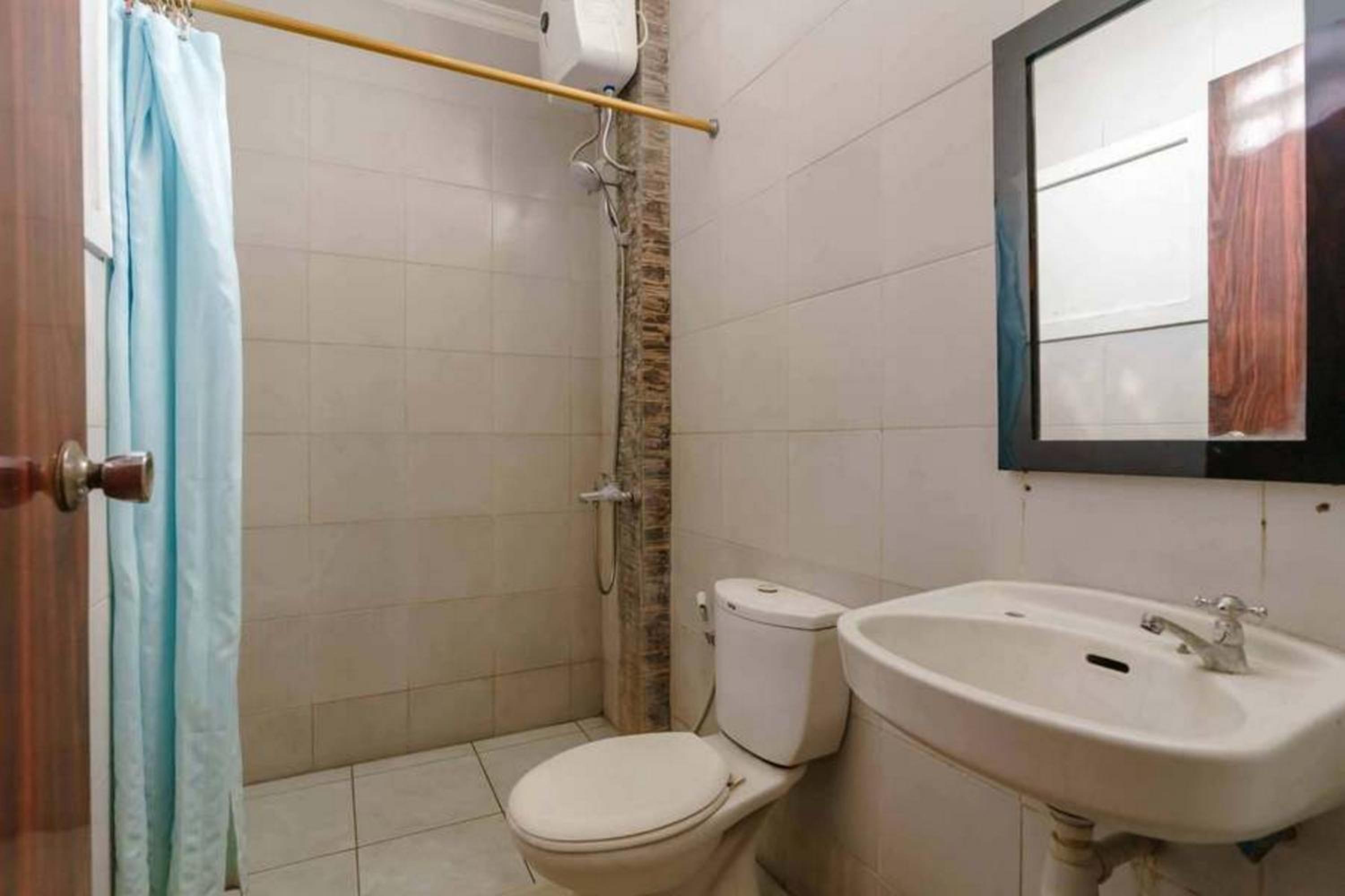 Double Room - Photo 9