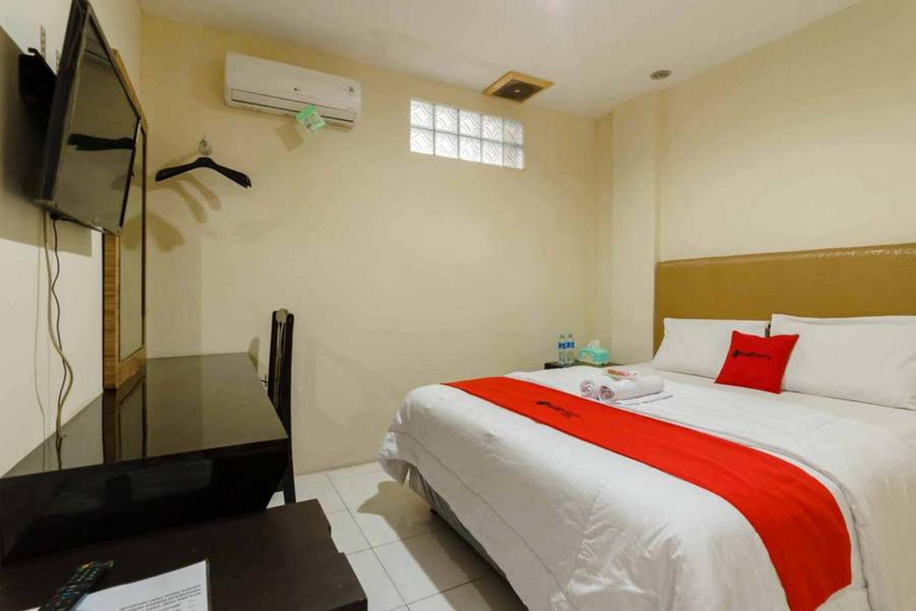 Double Room - Photo 7