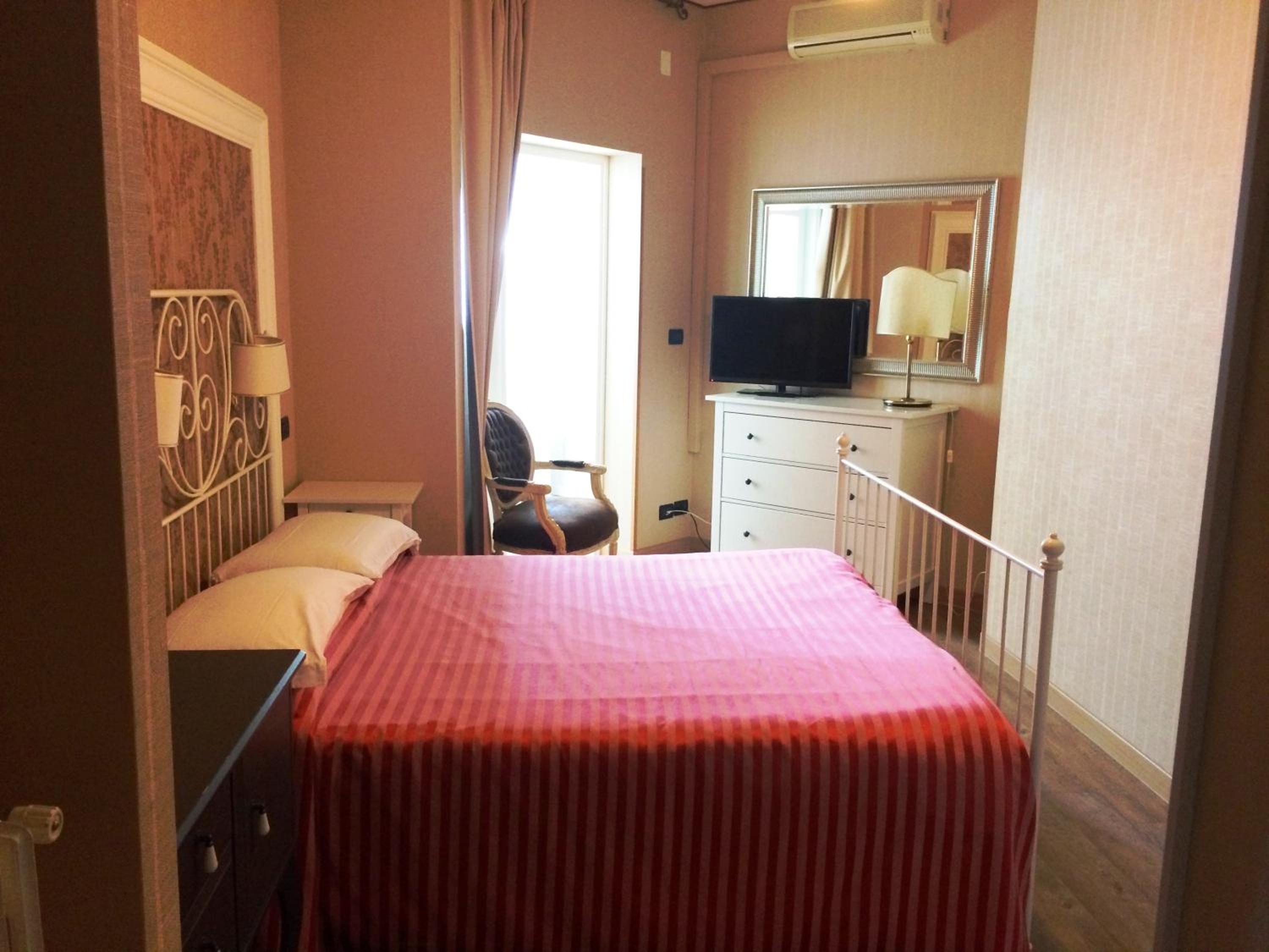 Classic Single Room - Photo 1