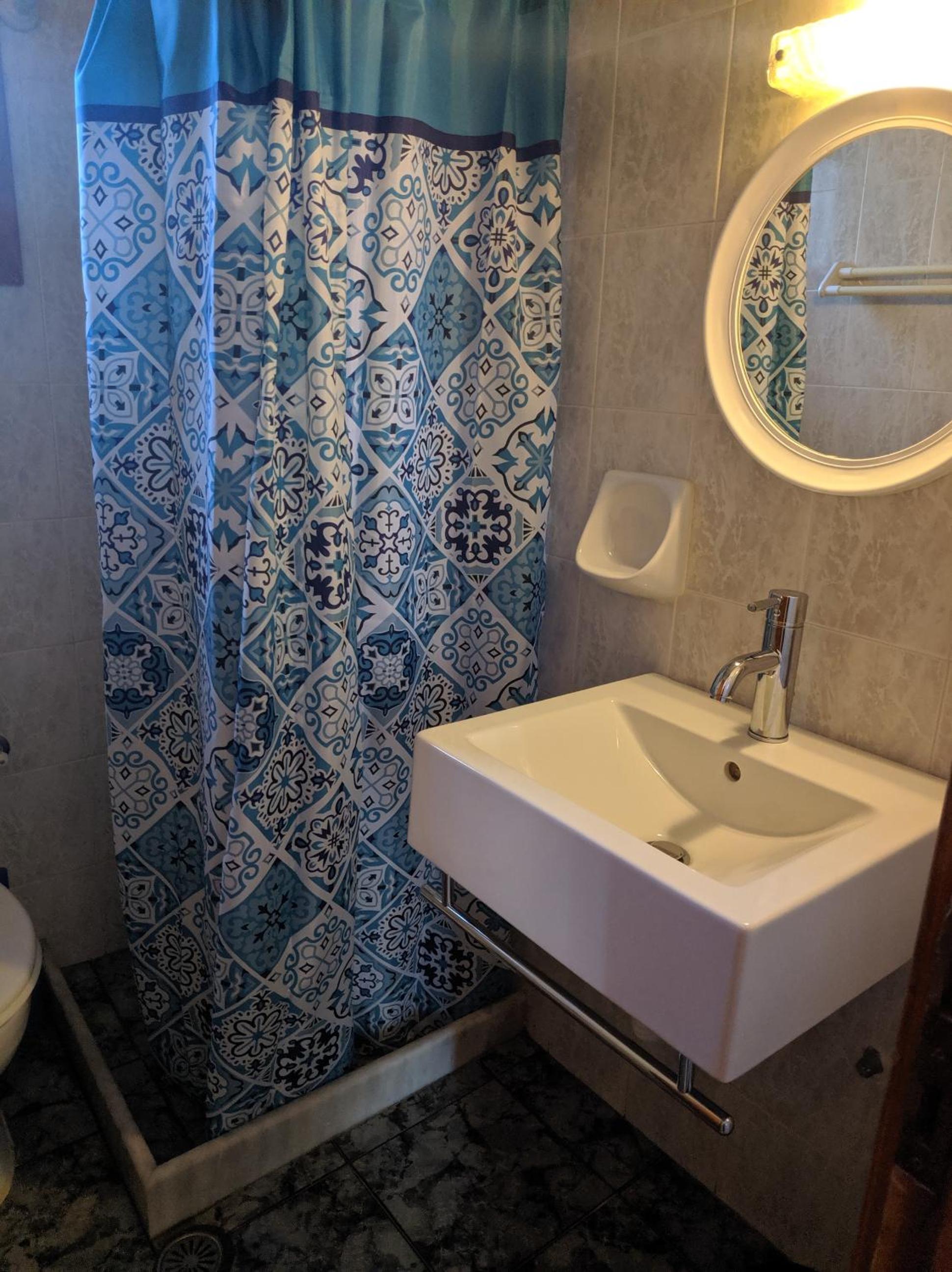 Apartment with Sea View - Photo 12