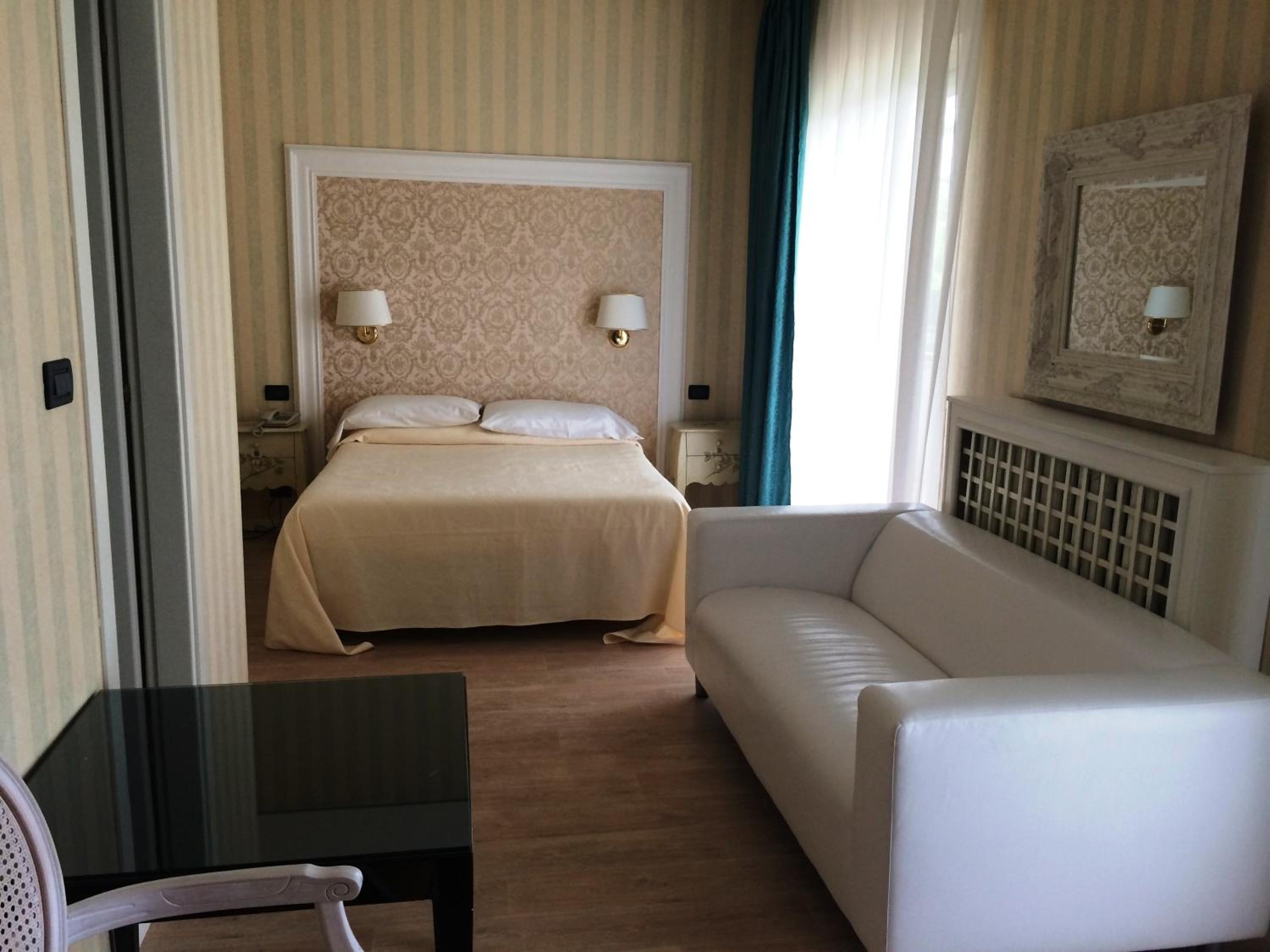 Superior Double Room - Photo 5
