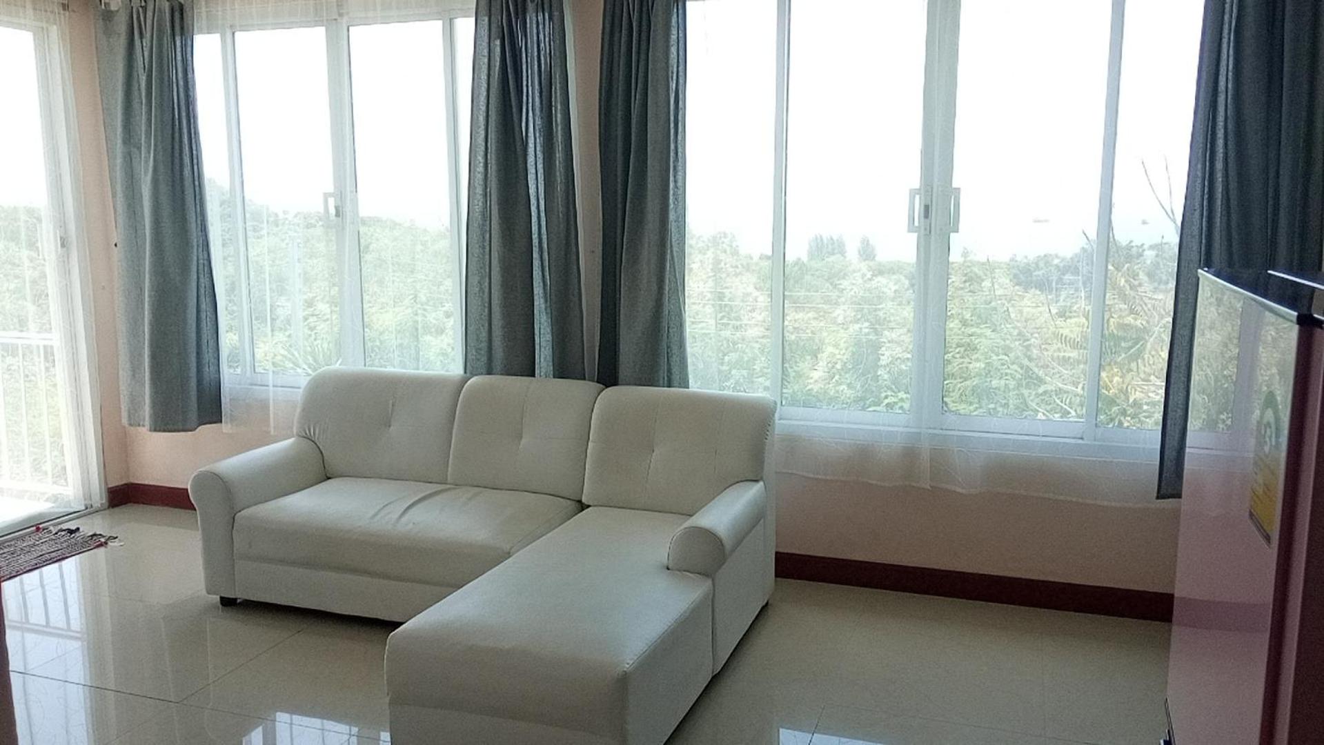 One-Bedroom House photo 1