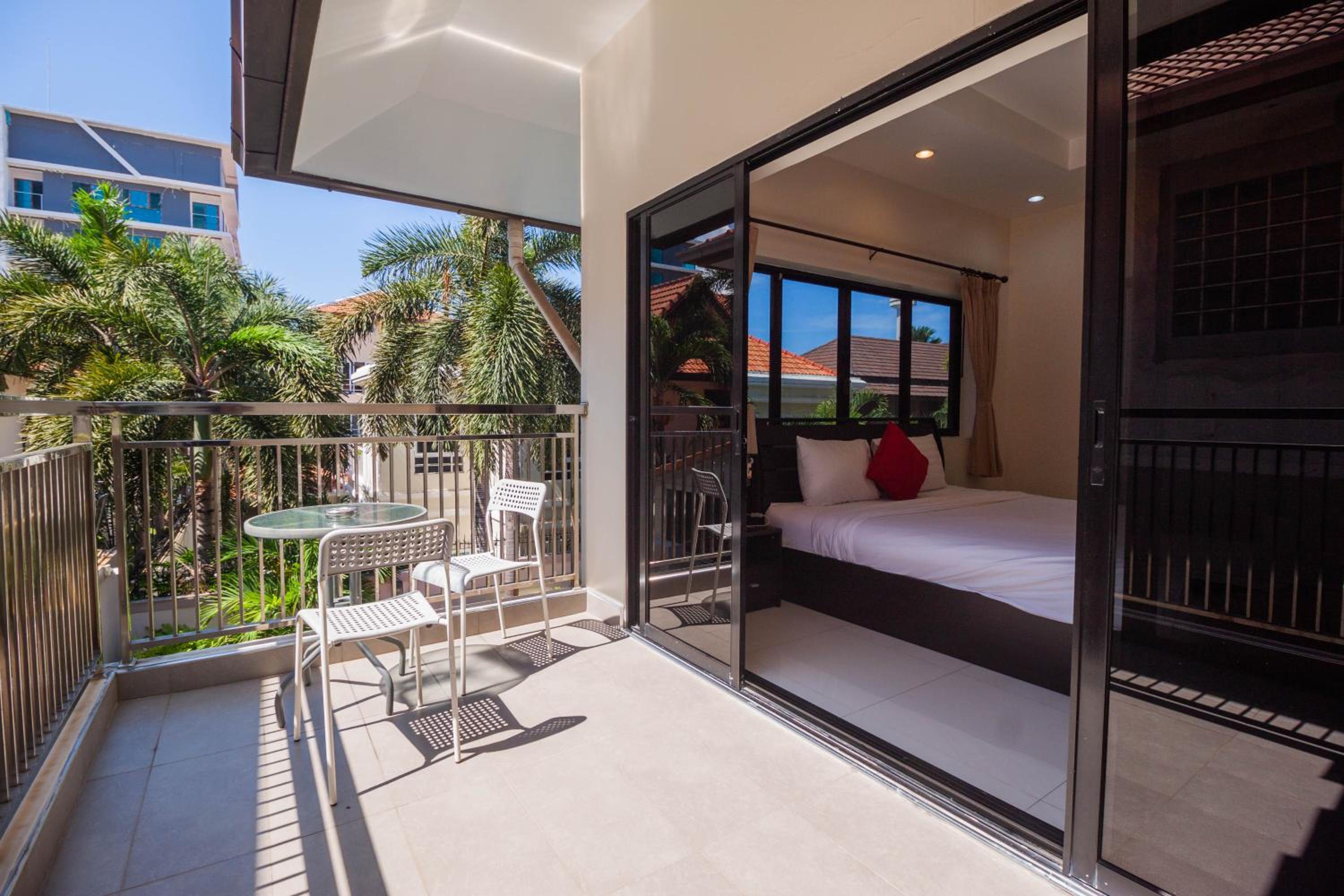 Villa - Photo 5