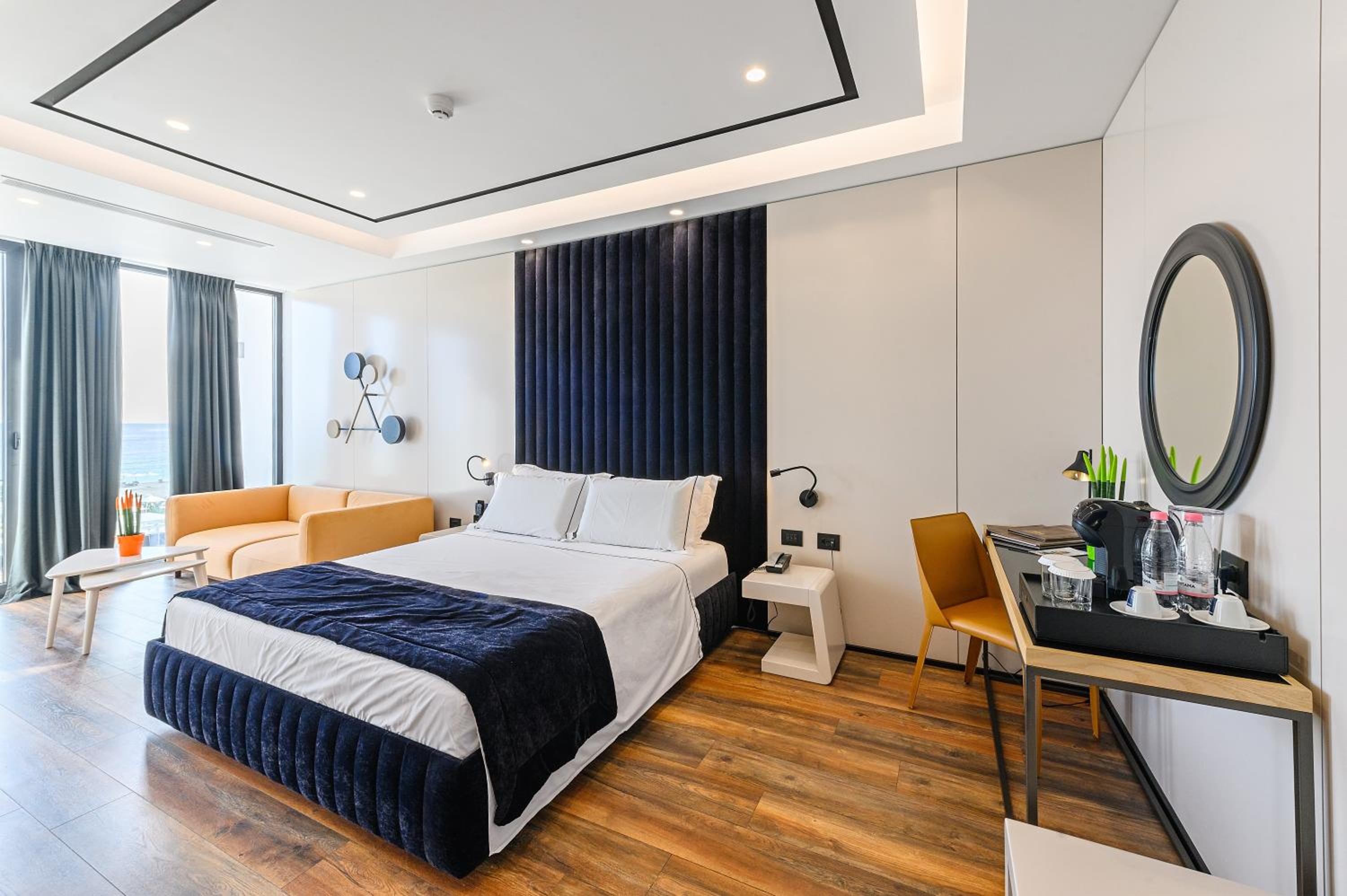 Junior Suite with Sea View photo 3