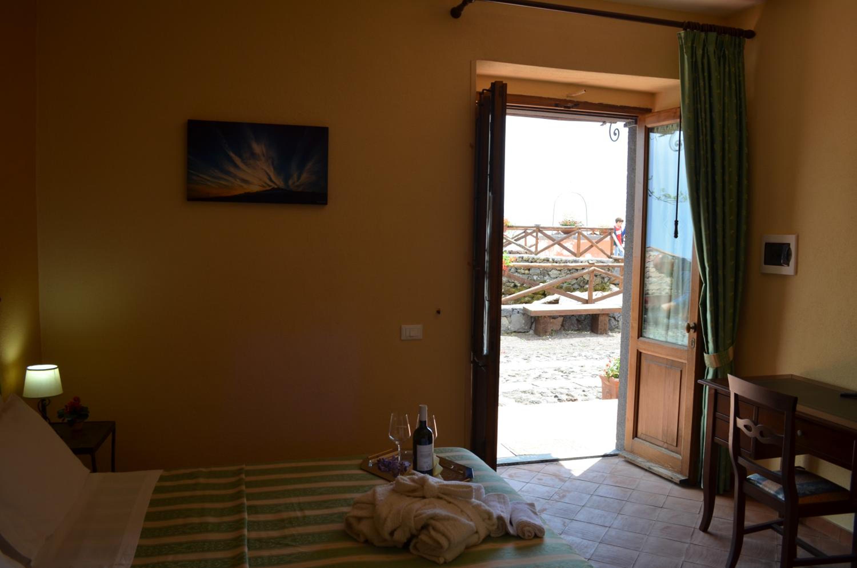 Double or Twin Room photo 3