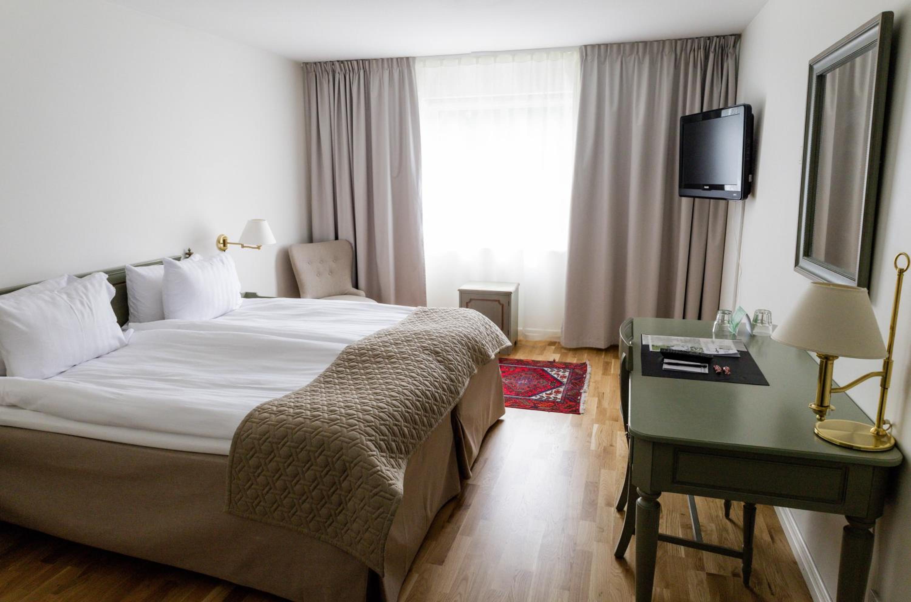Twin Room - Photo 4