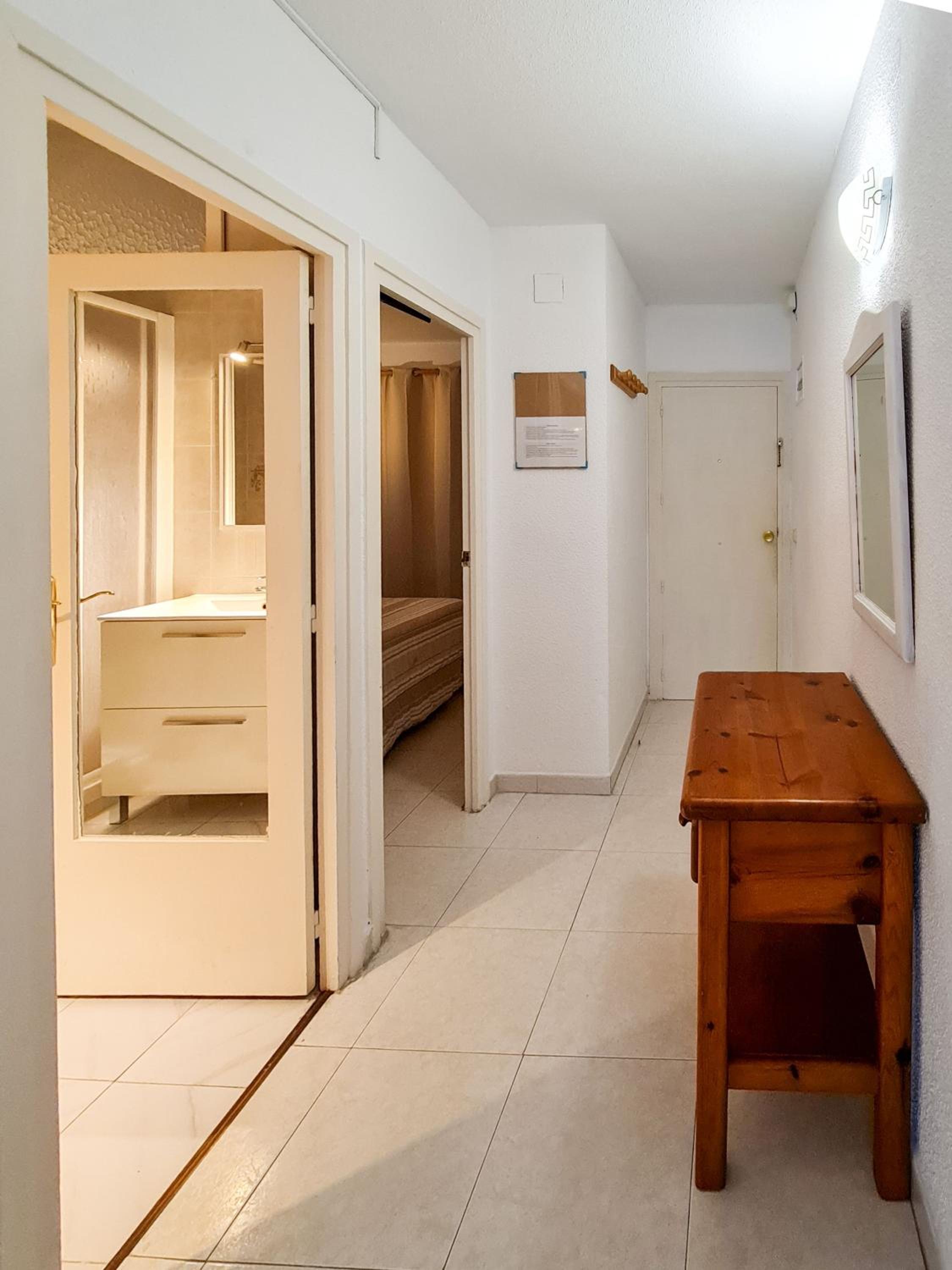 One-Bedroom Apartment - Photo 12