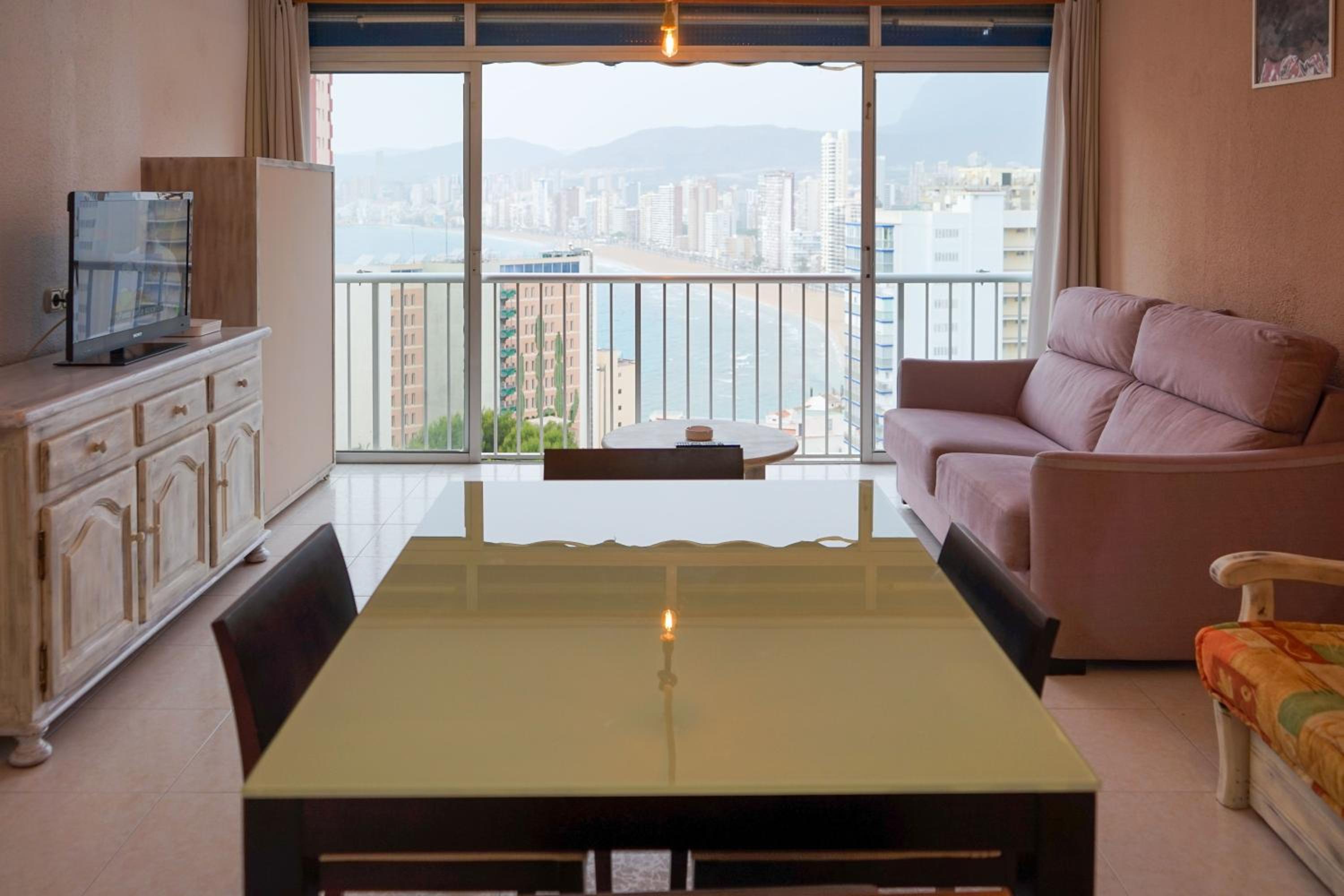 One-Bedroom Apartment - Photo 1