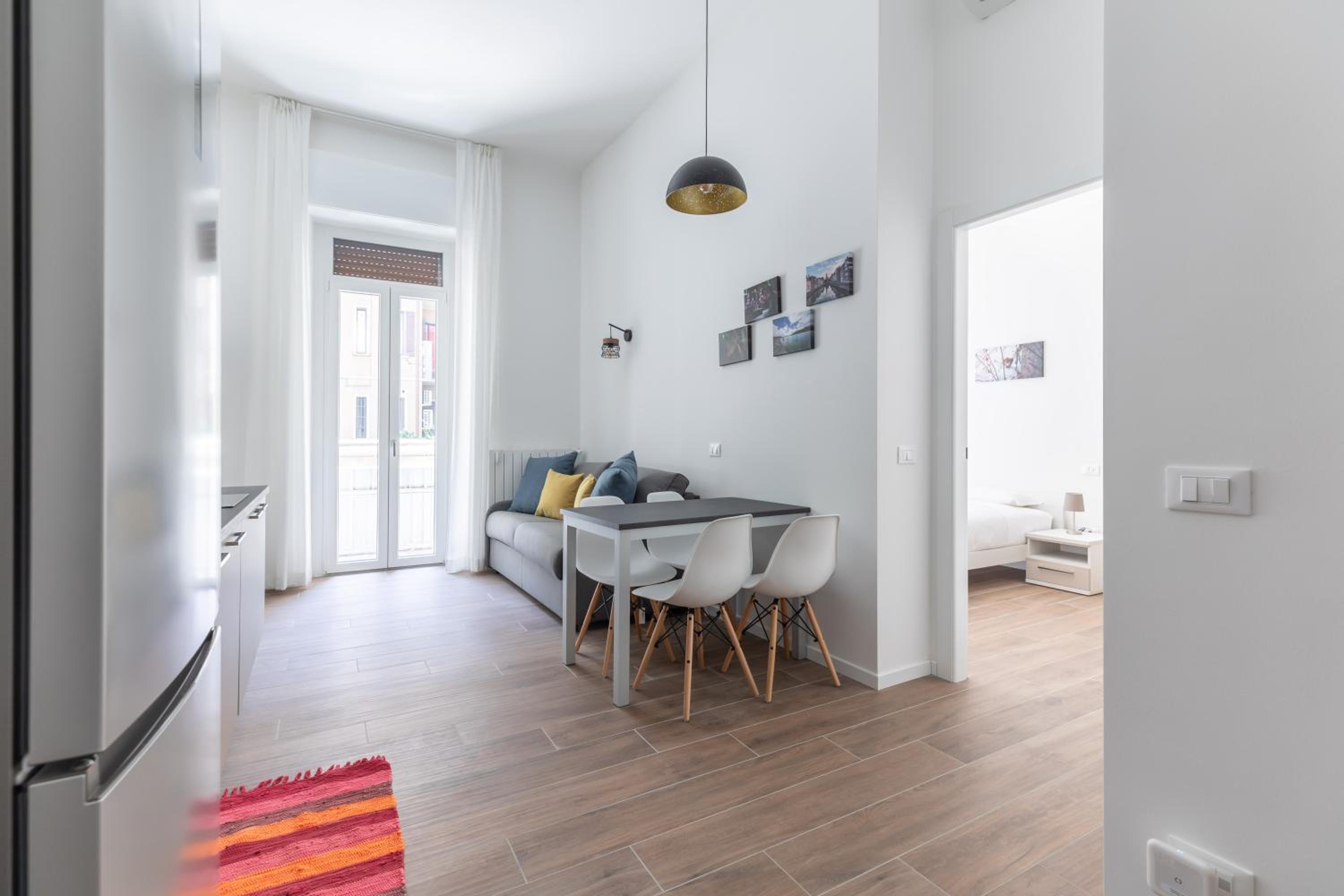 One-Bedroom Apartment
